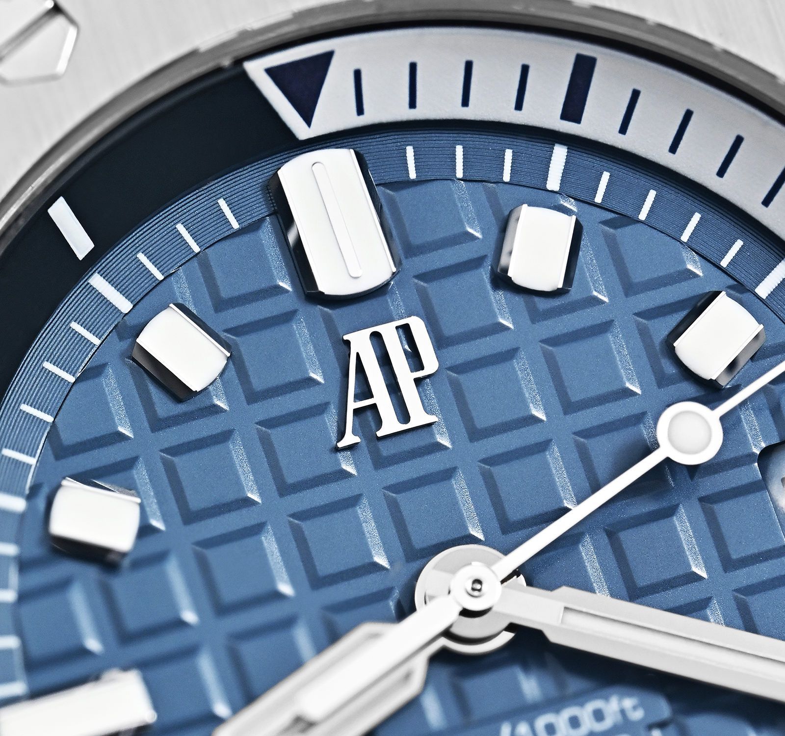 Royal Oak Offshore 15720ST.OO.A027CA.01