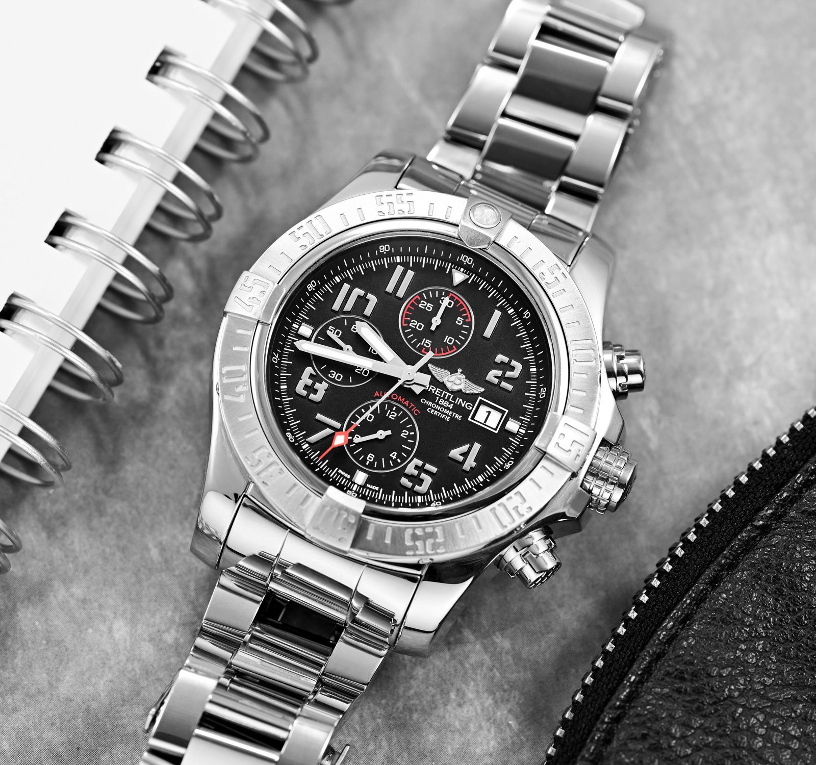 Second Hand Breitling Avenger