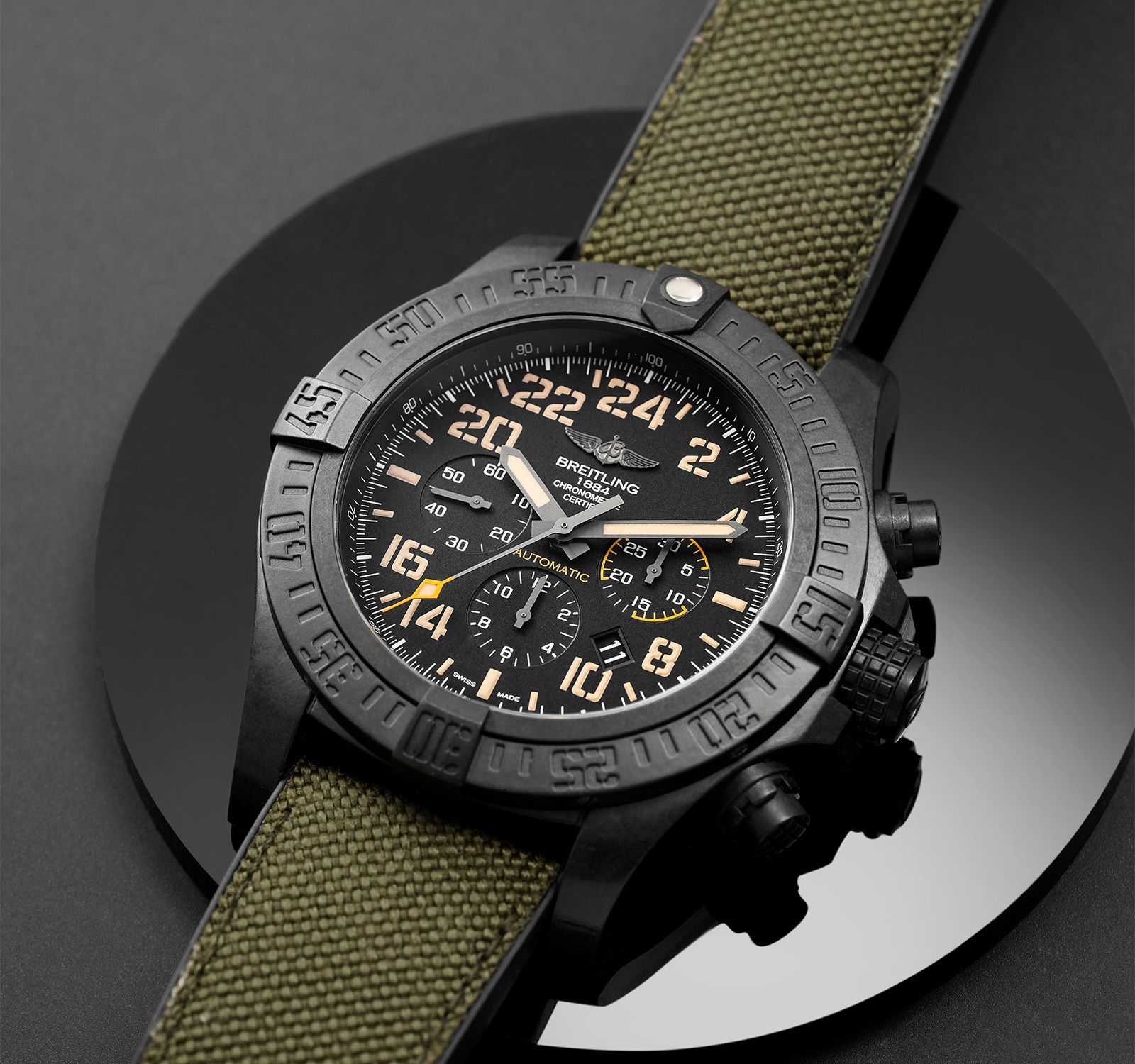 Second Hand Breitling Avenger