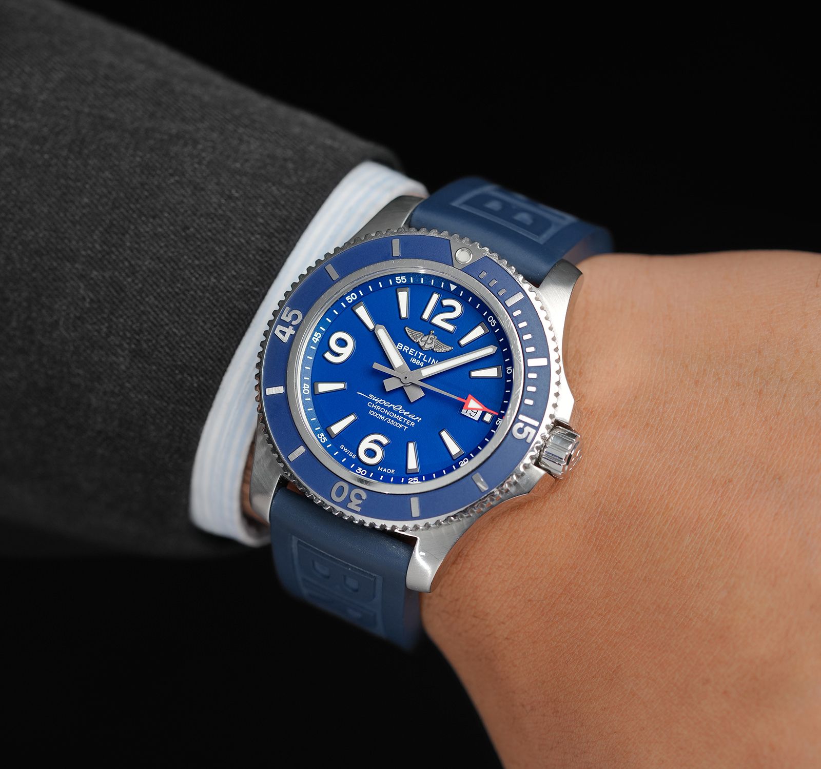 Pre-Owned Breitling Superocean Men Watch in Blue Colour Dial
