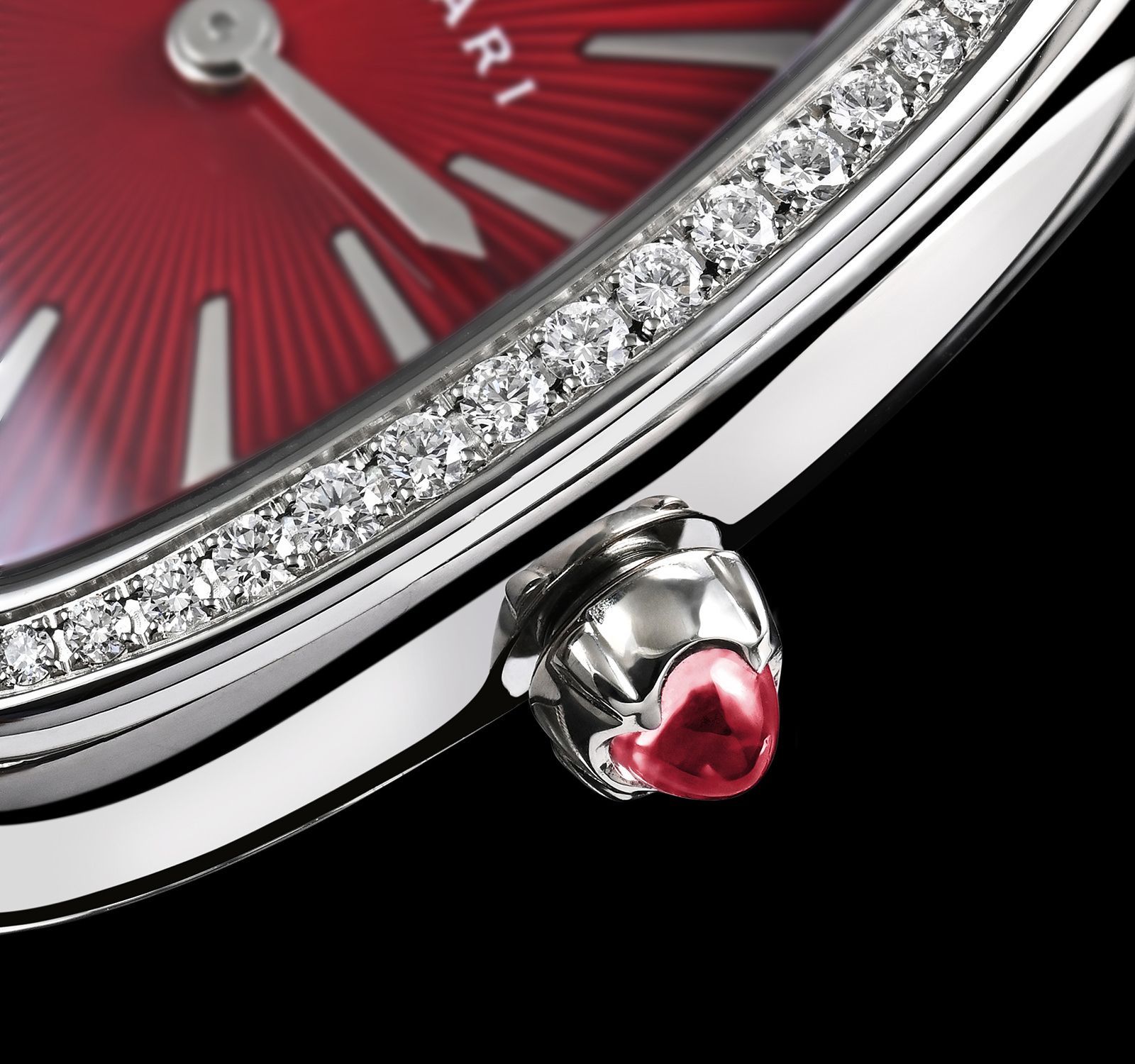 Pre-Owned BVLGARI Serpenti Women Watch in Red Colour Dial