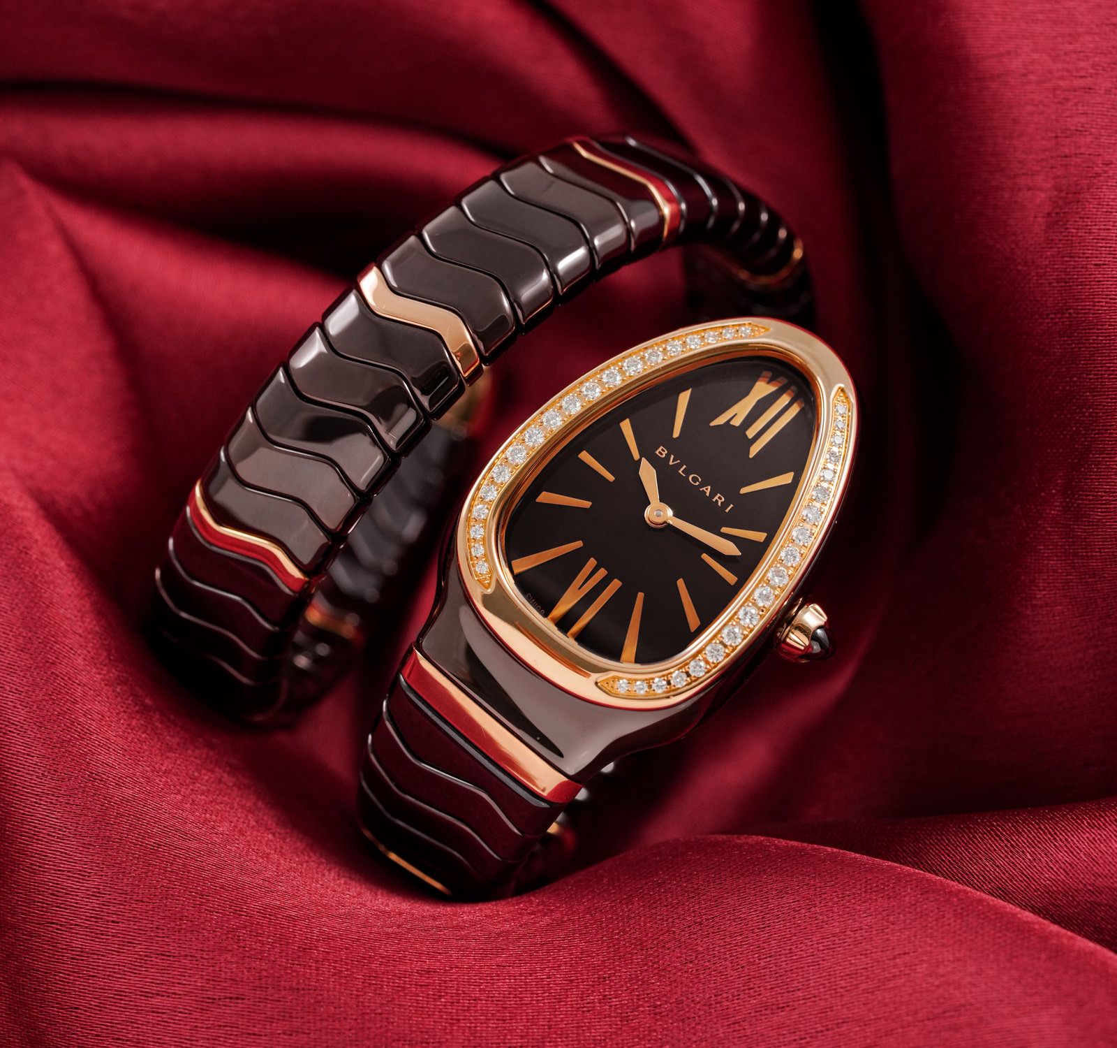 Bvlgari Watch Red Leather Snake Pre-Owned BVLGARI Serpenti