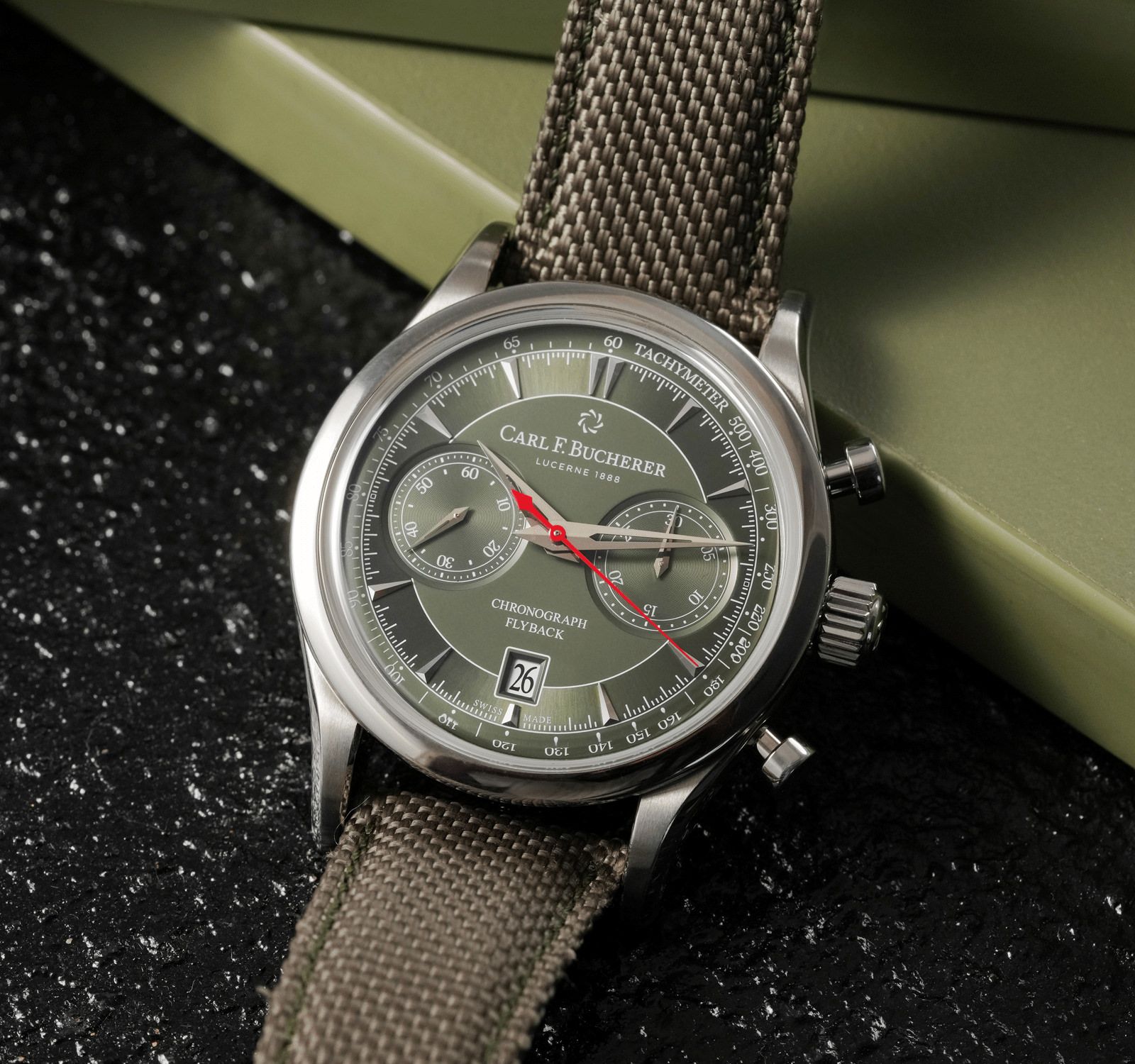 Pre-Owned Carl Bucherer Manero Men Watch in Green Colour Dial