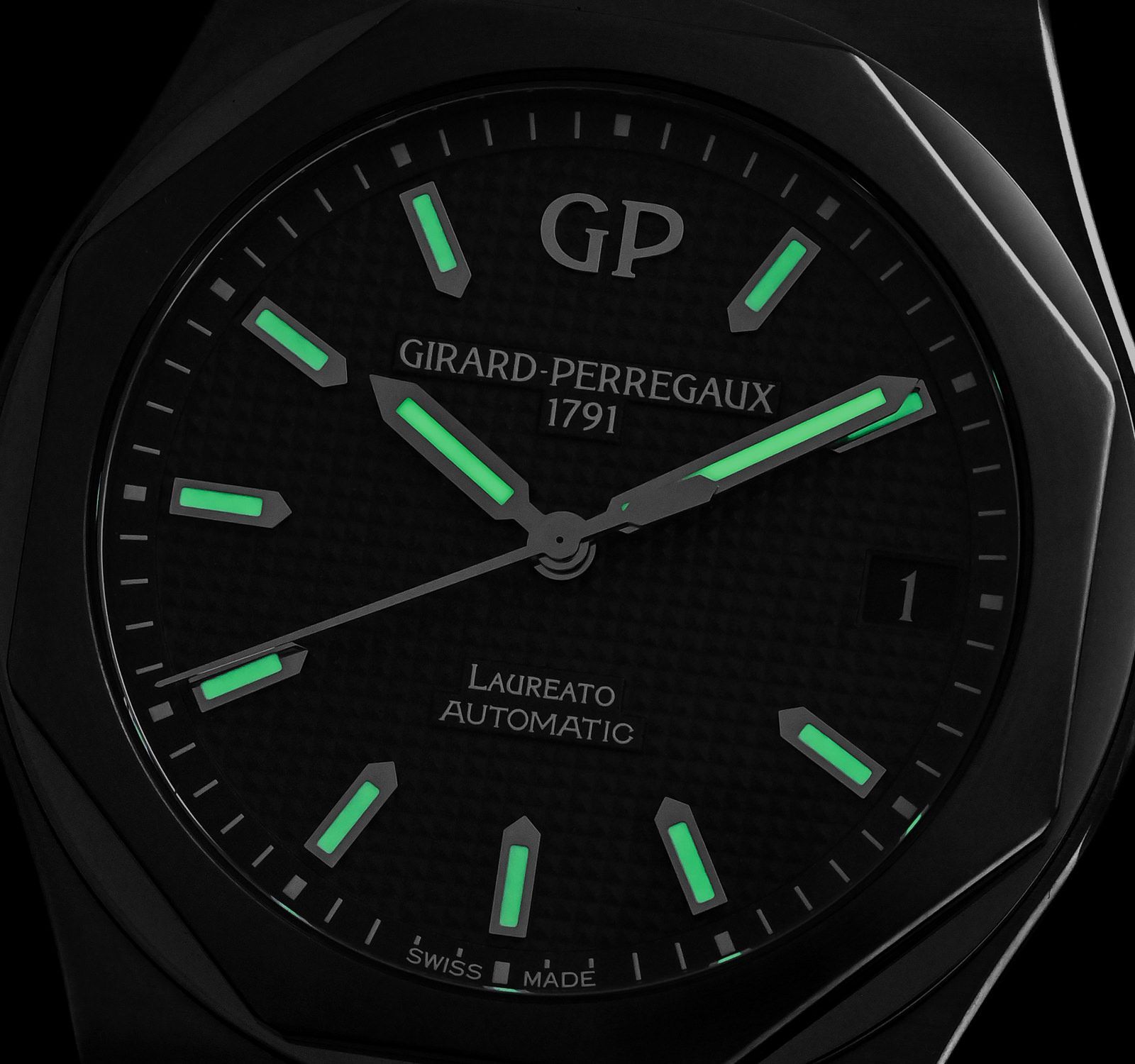 Pre-Owned Girard-Perregaux Laureato Price
