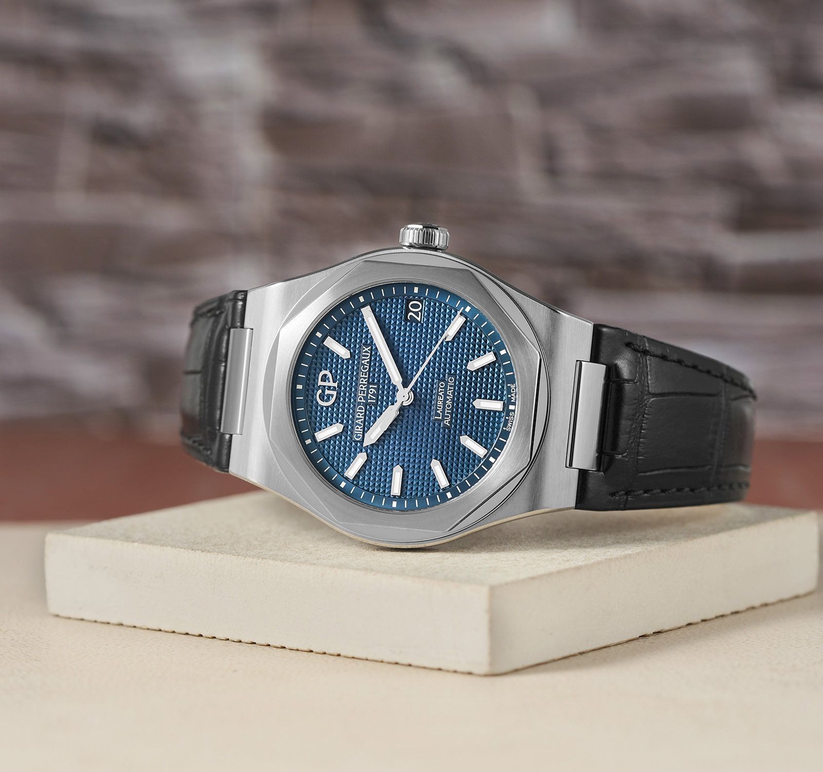 Second Hand Girard-Perregaux Laureato