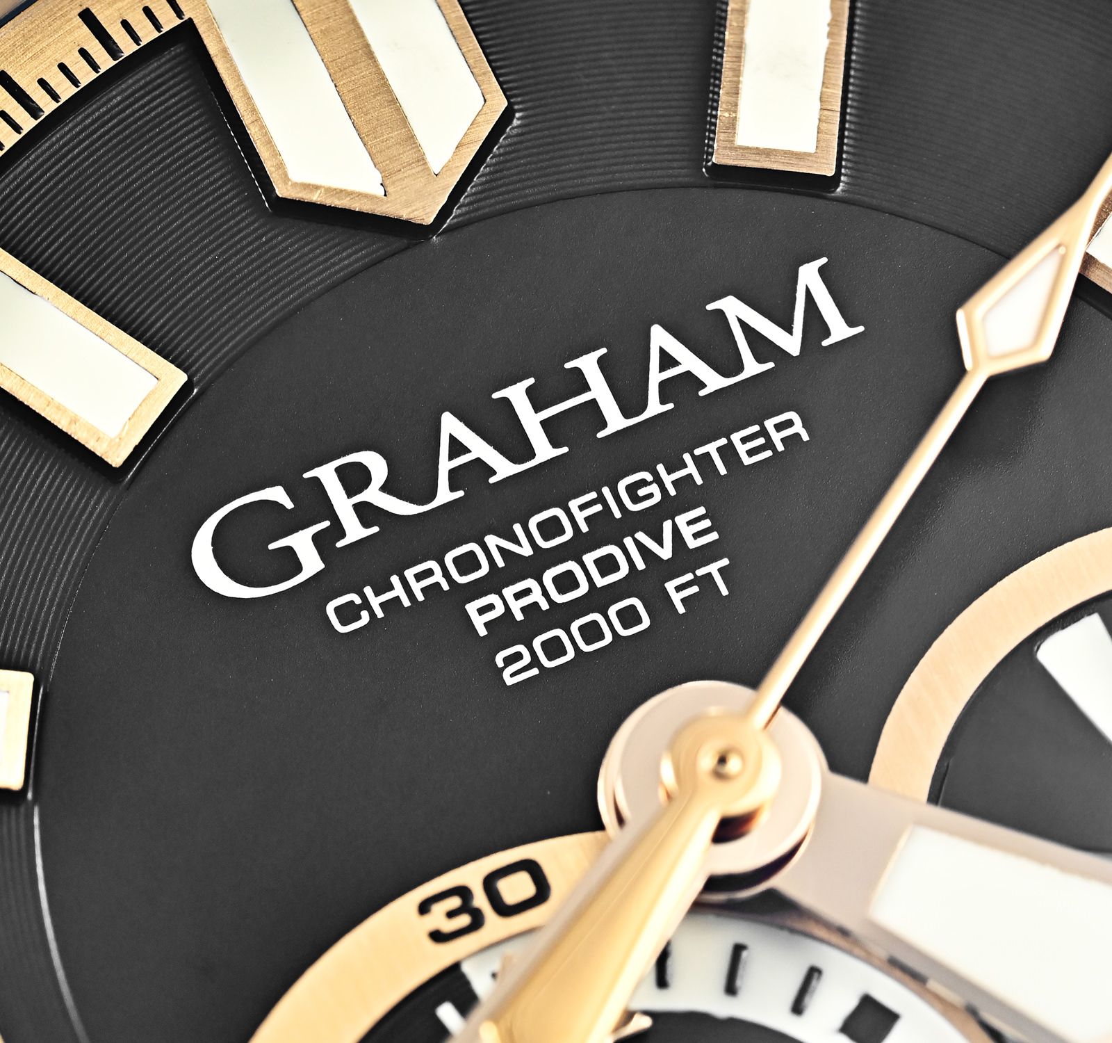 Chronofighter Oversize 2CDAV.B04A.K80S