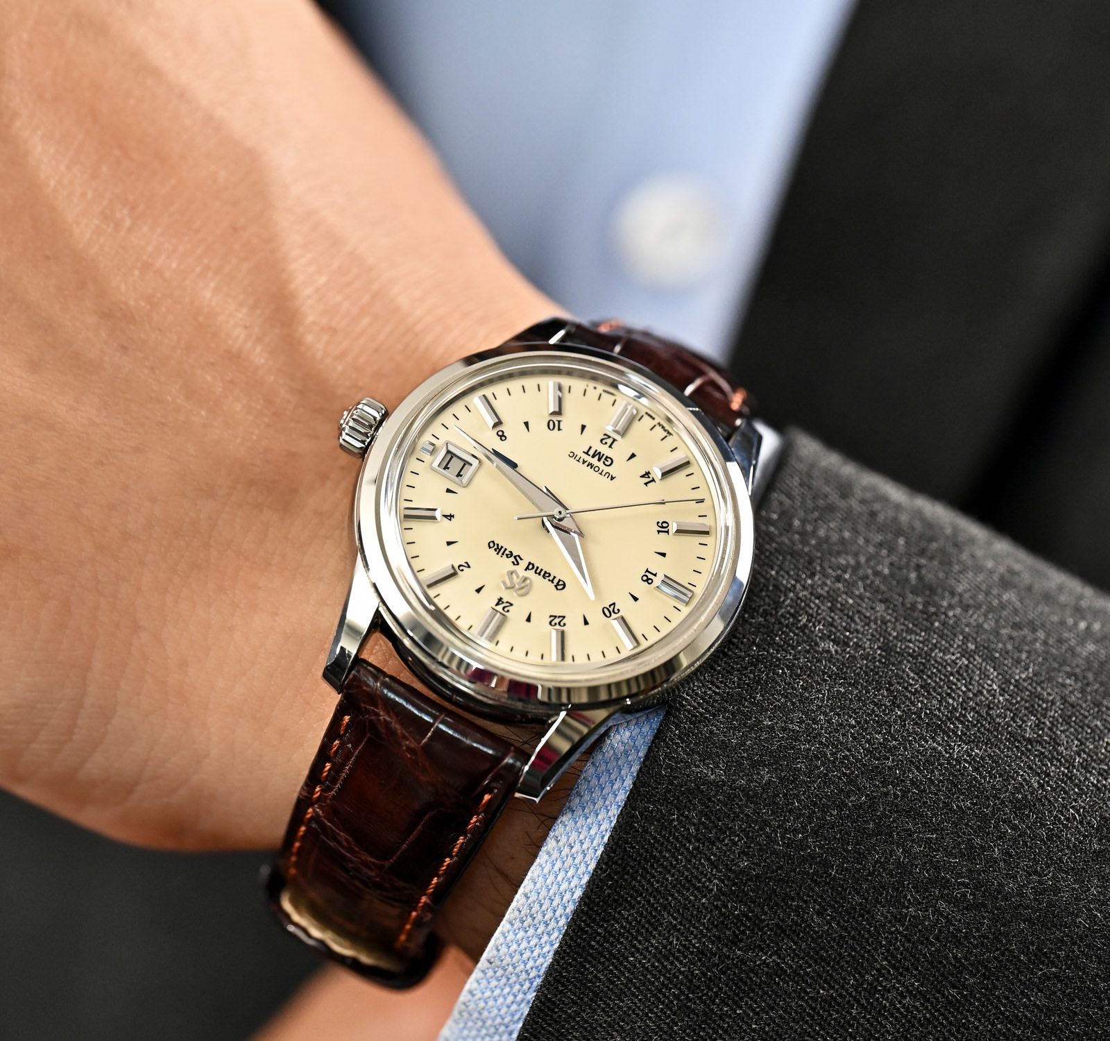 Pre-Owned Grand Seiko Elegance Men Watch in Ivory Colour Dial