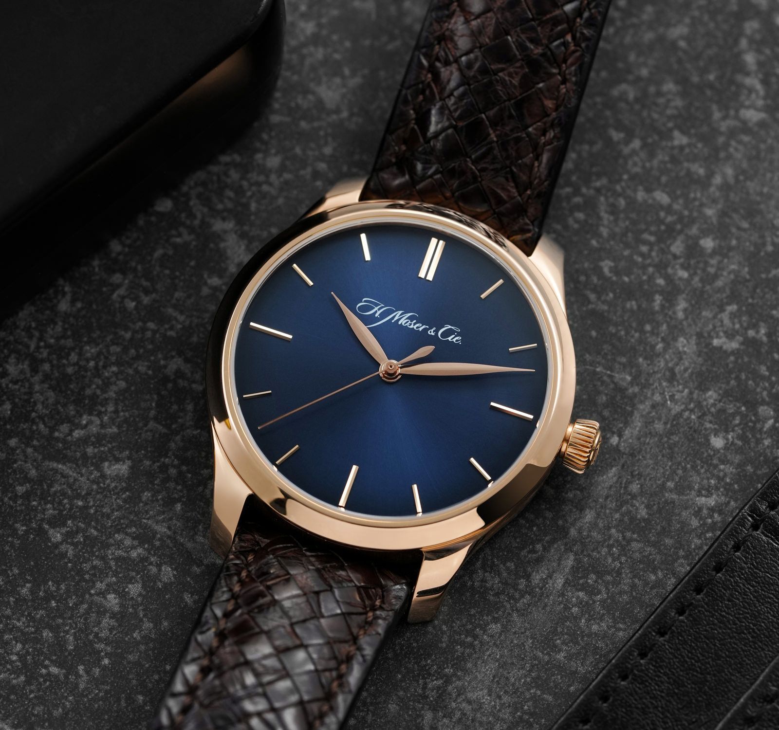 H. Moser & Cie. 1200-0401