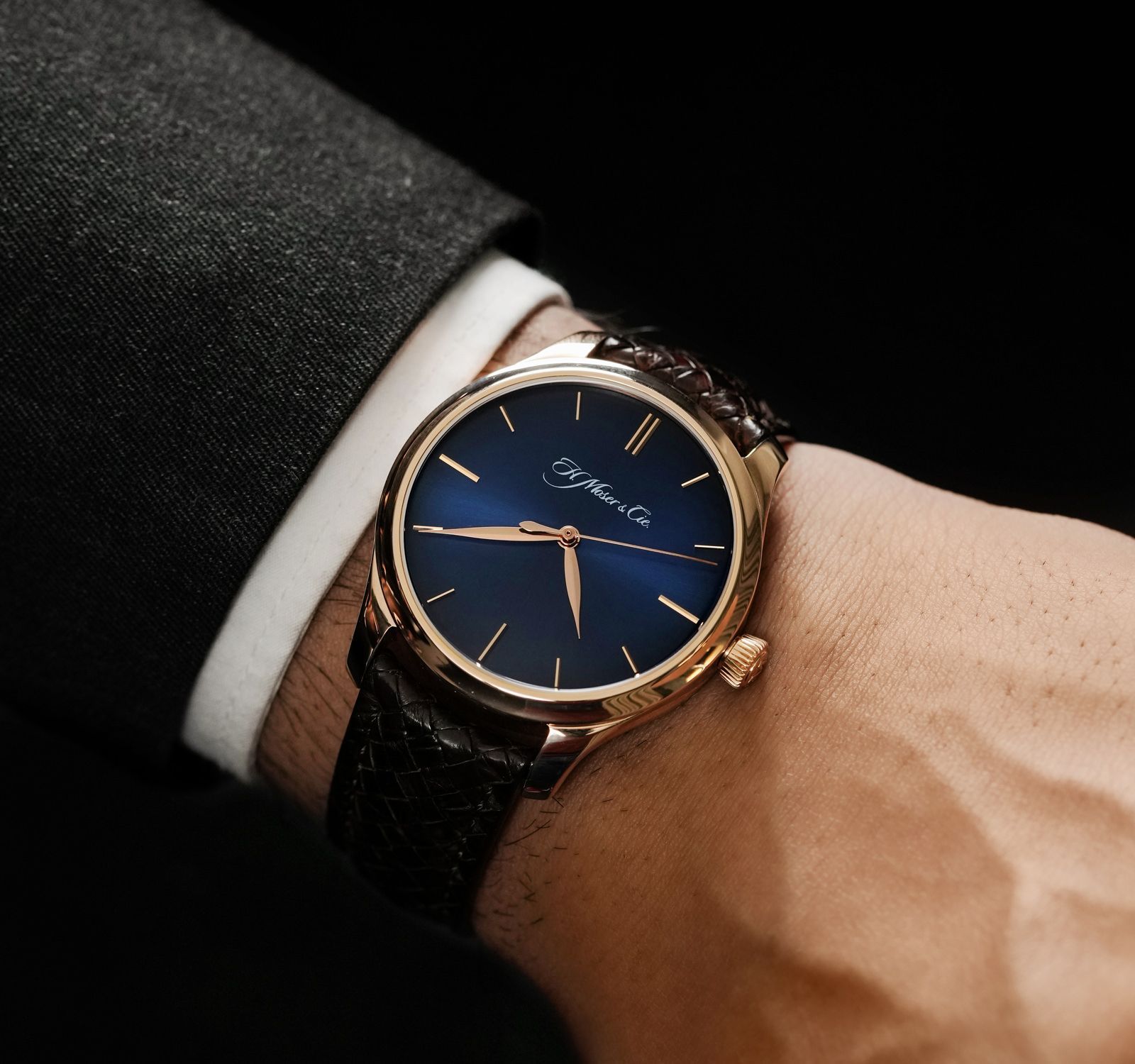 Pre-Owned H. Moser & Cie. Endeavour Price