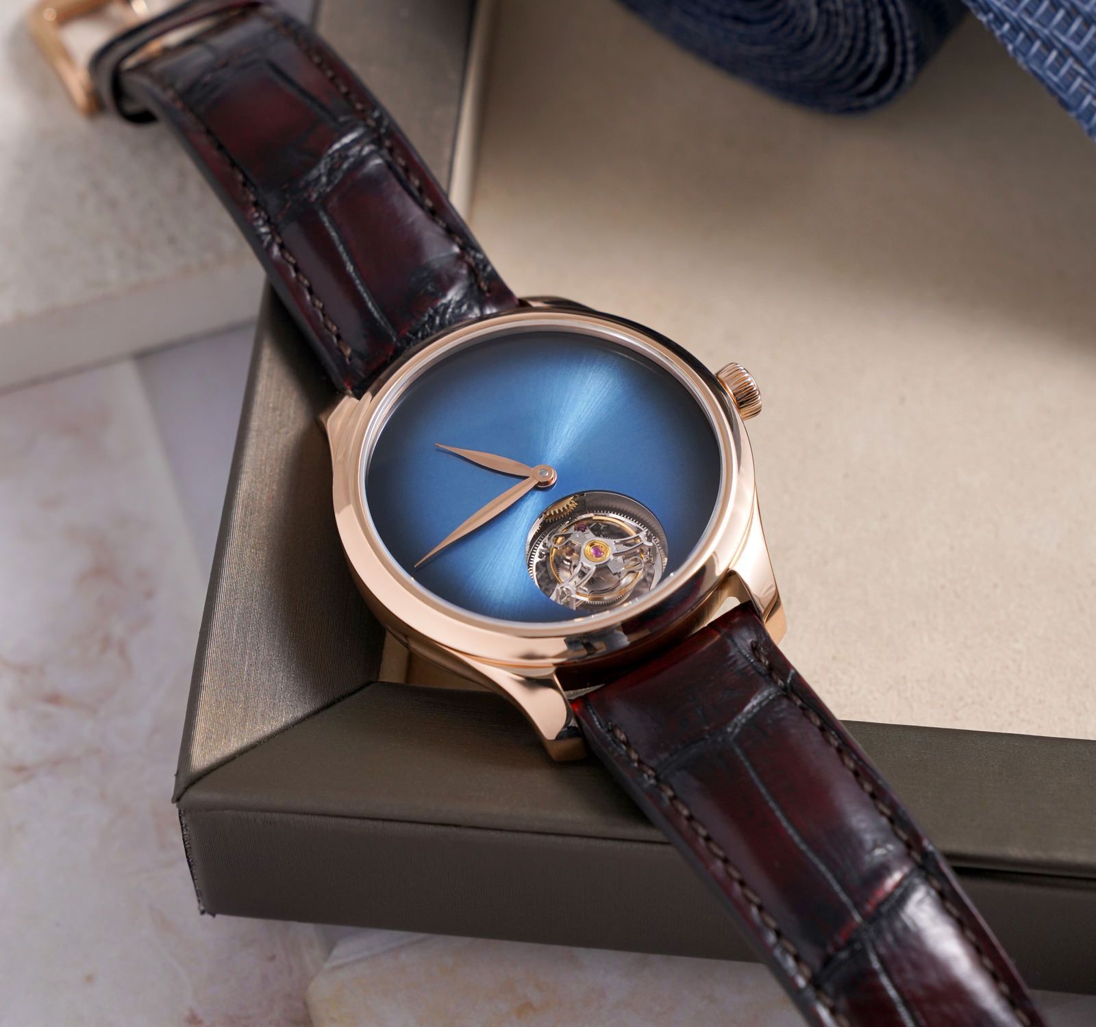 Pre-Owned H. Moser & Cie. 1804-400 Price