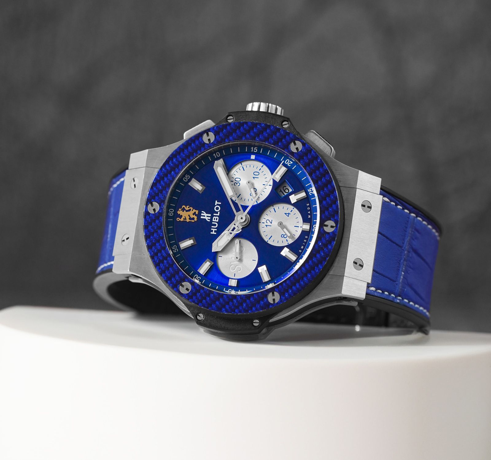 Pre Owned Hublot Big Bang Men Watch in Blue Colour Dial