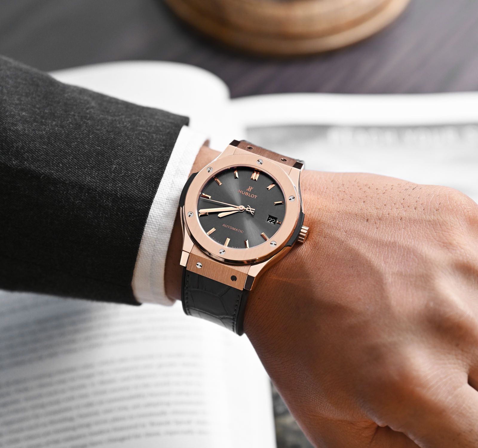 Hublot classic fusion rose gold online 42mm