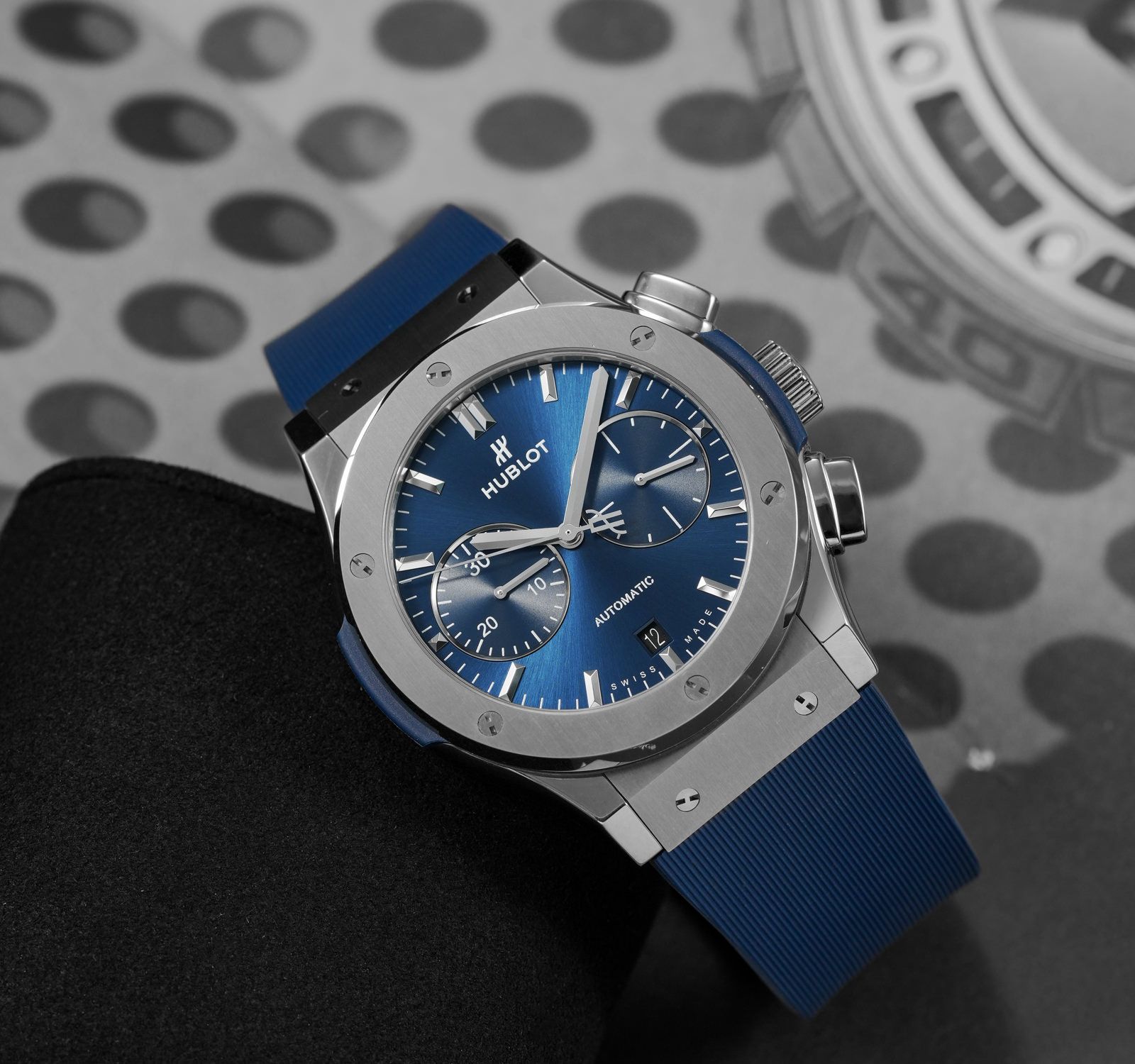 Pre-Owned Hublot Classic Fusion Men Watch in Blue Colour Dial
