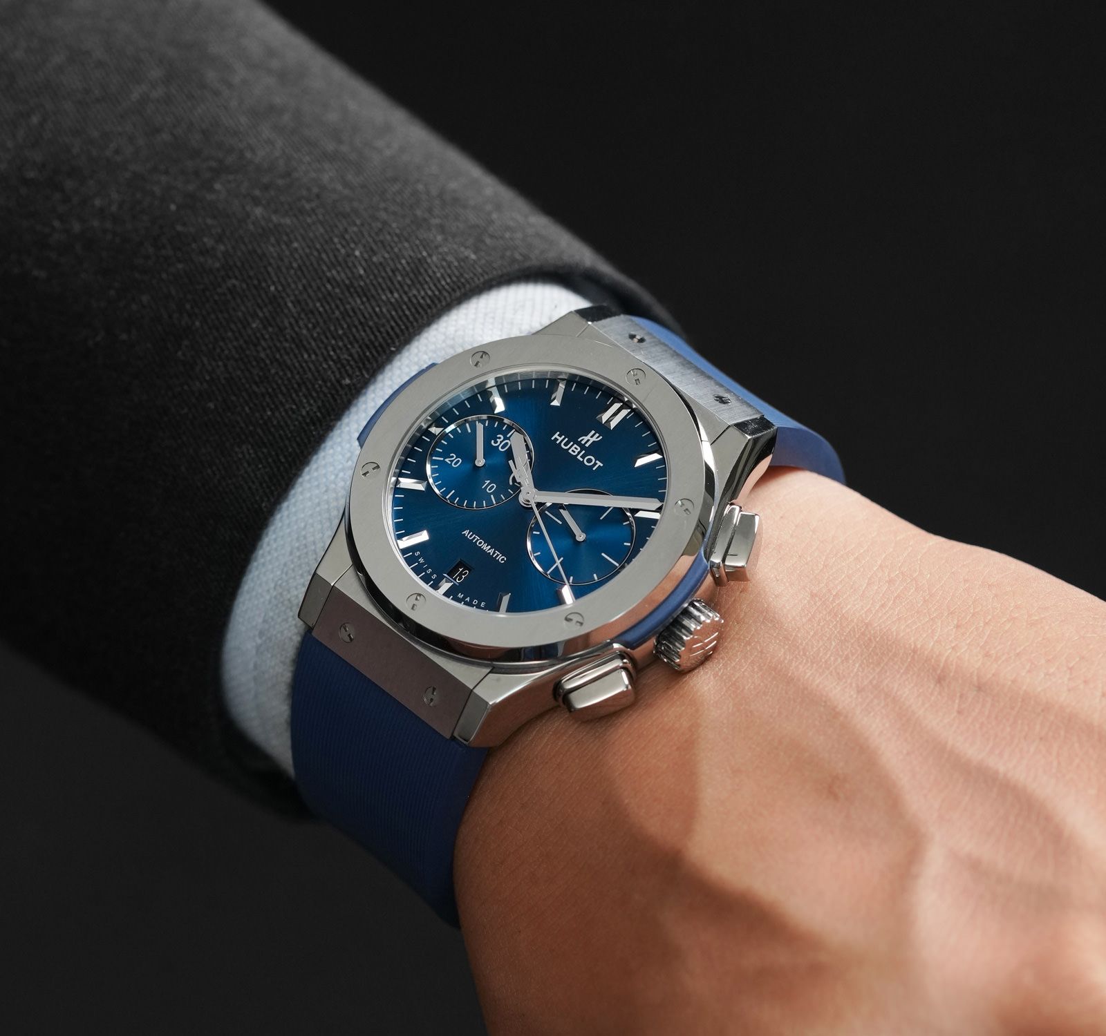 Pre-Owned Hublot Classic Fusion Men Watch in Blue Colour Dial