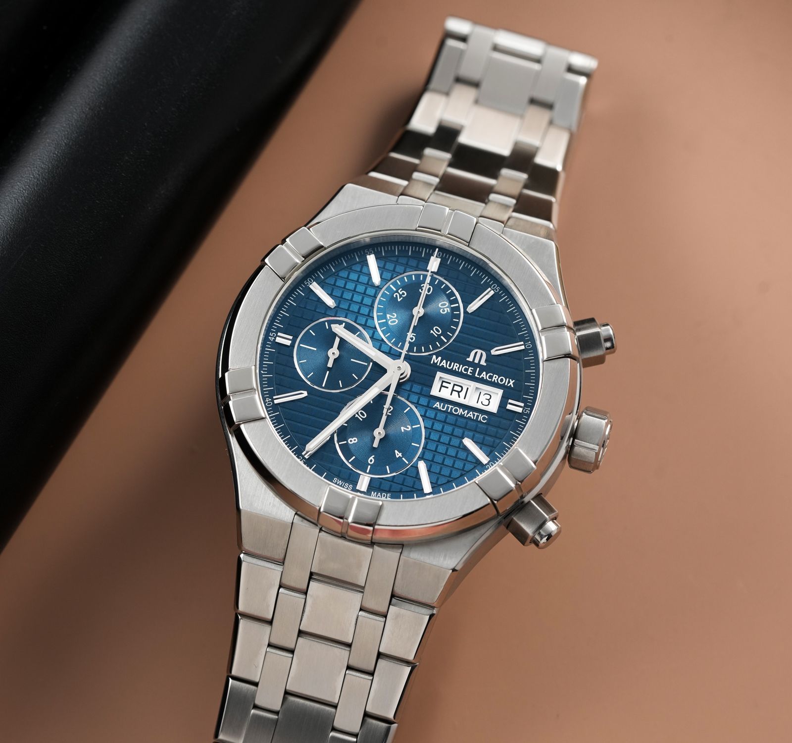 Maurice Lacroix AI6038-SS002-430-2