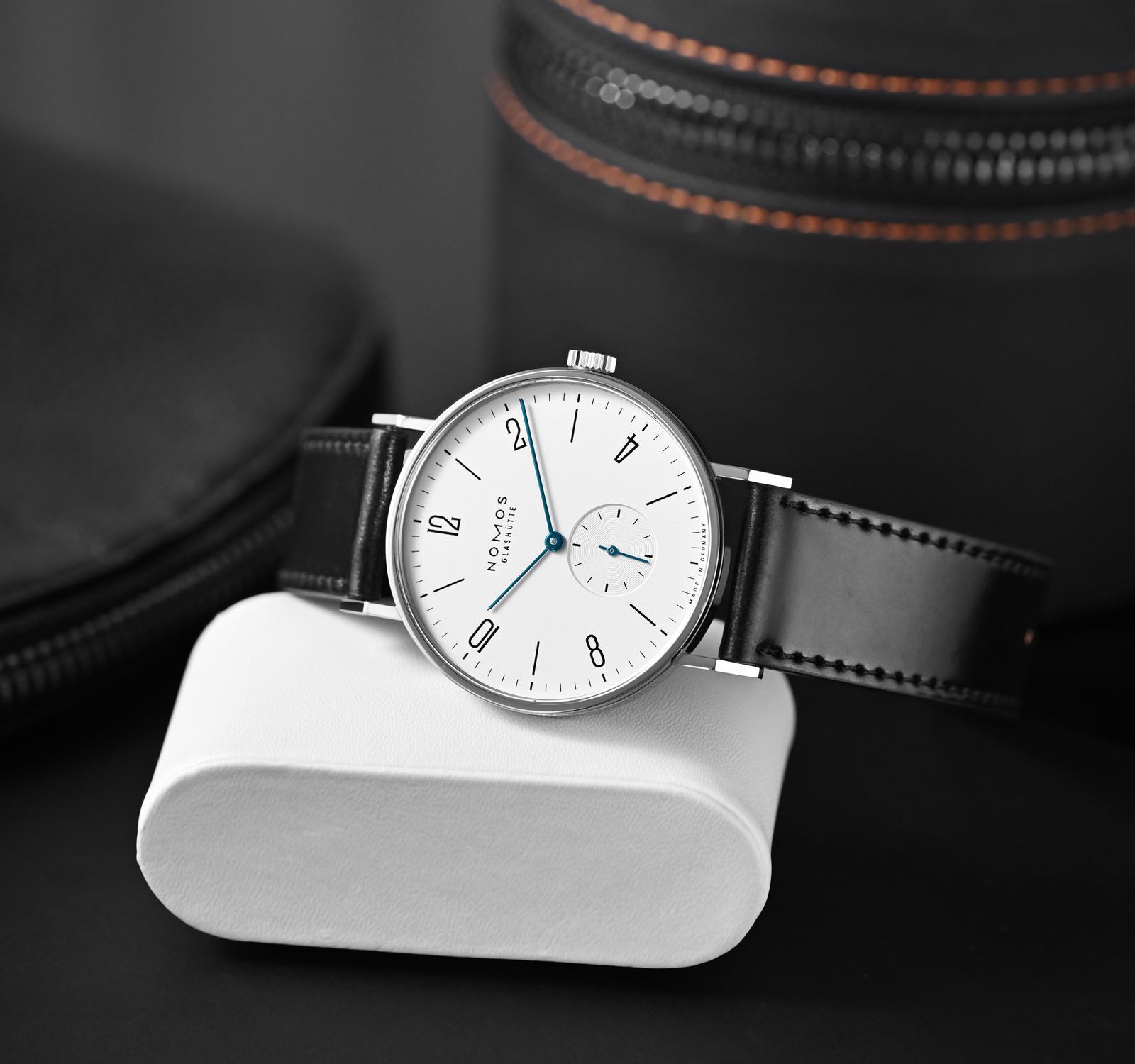 Nomos 130 online