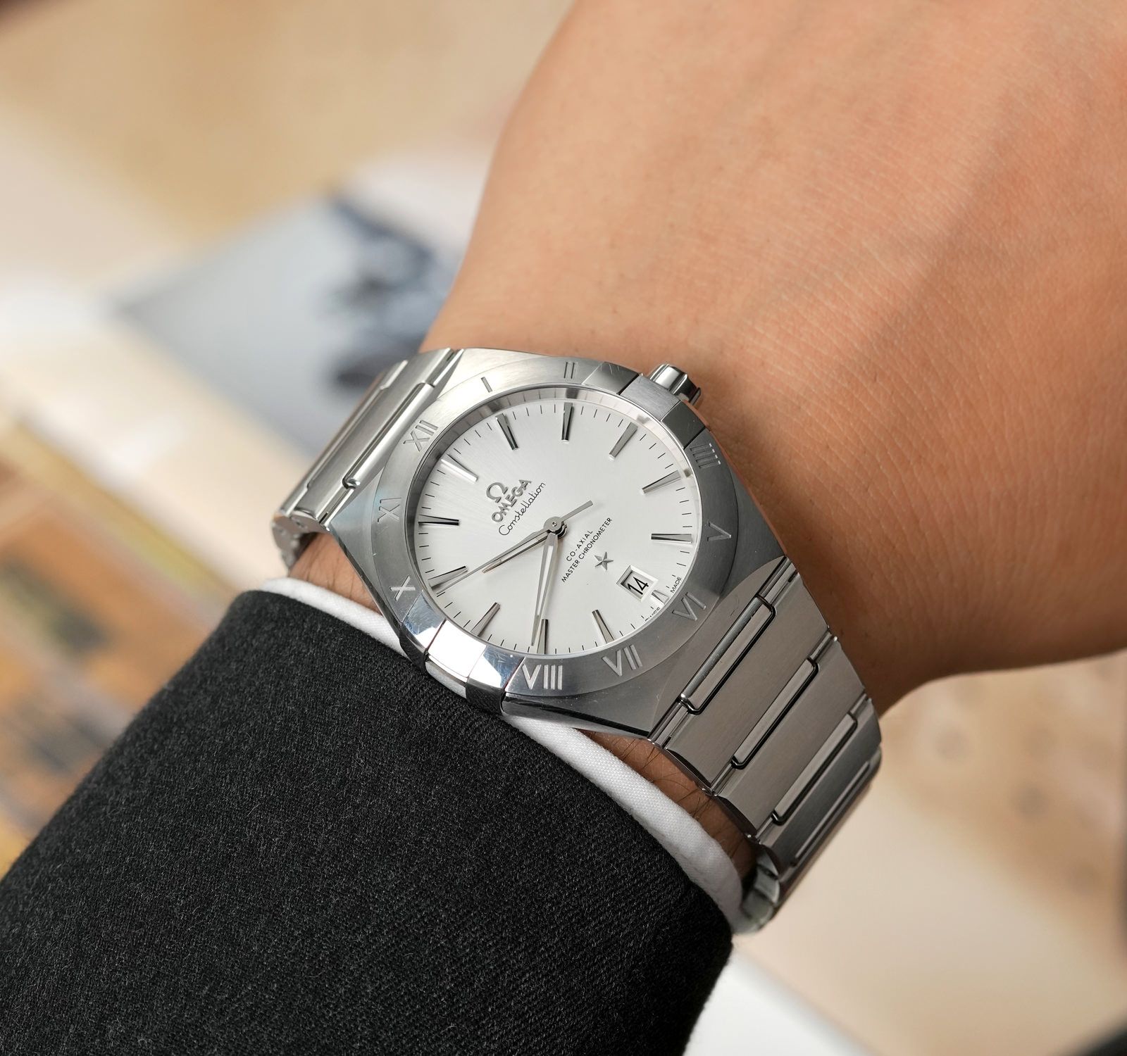 Omega アナログクォーツ腕時計 Pre-Owned Omega Constellation Men Watch in Black Colour Dial