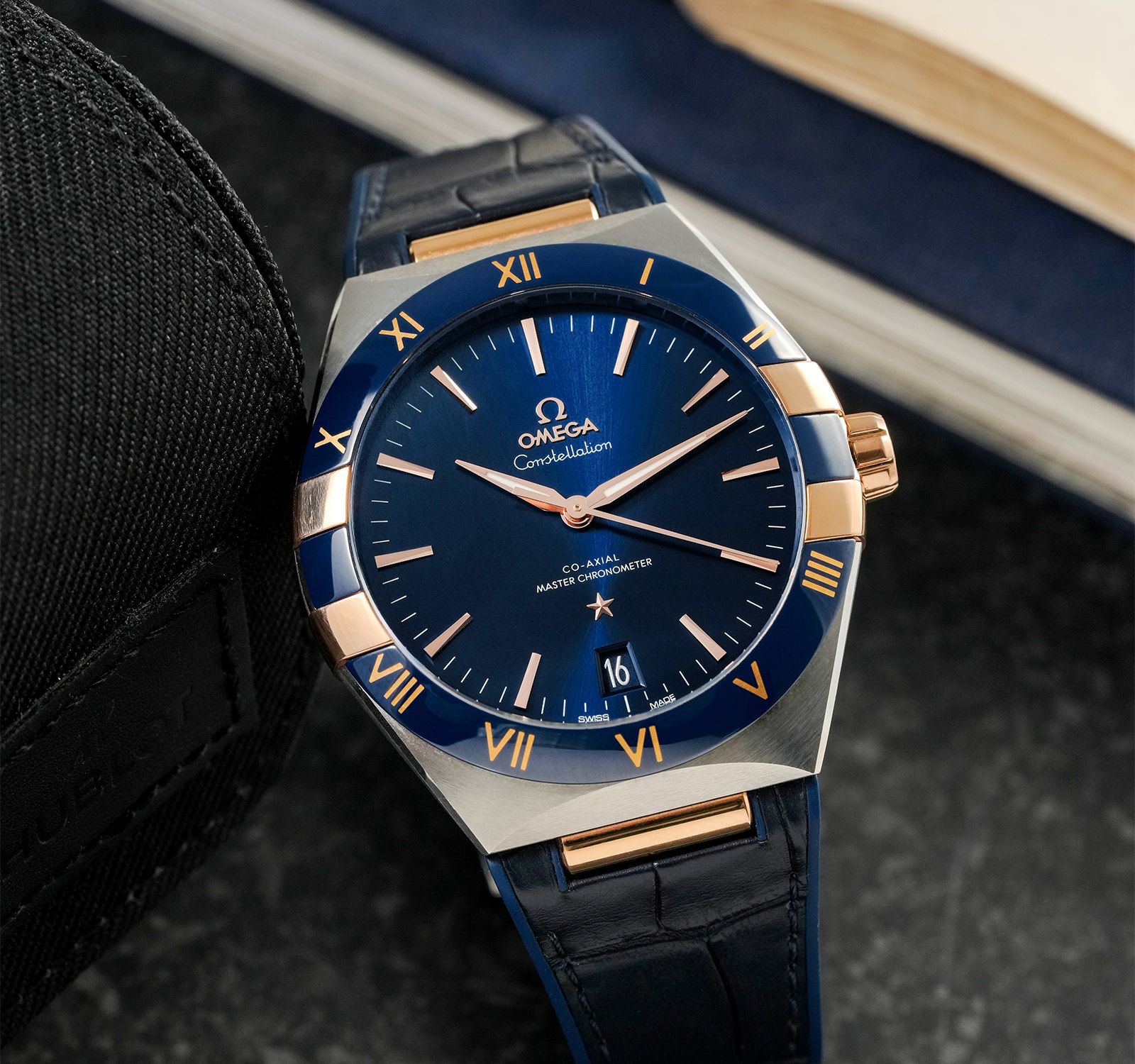 Pre-Owned Omega Constellation Men Watch in Blue Colour Dial