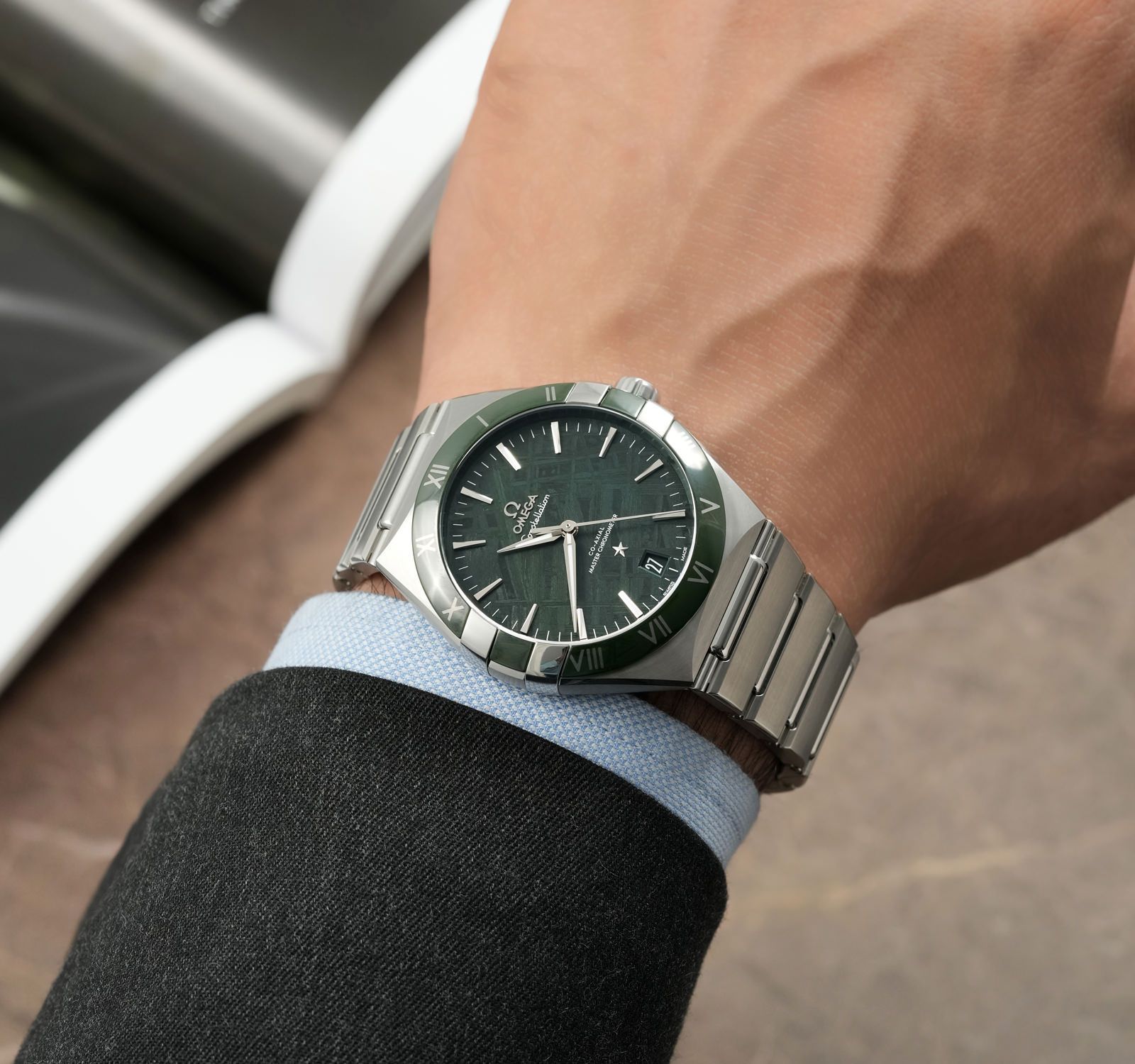 Pre-Owned Omega Constellation Men Watch in Green Colour Dial Pre-Owned Omega Constellation Men Watch in Green Colour Dial