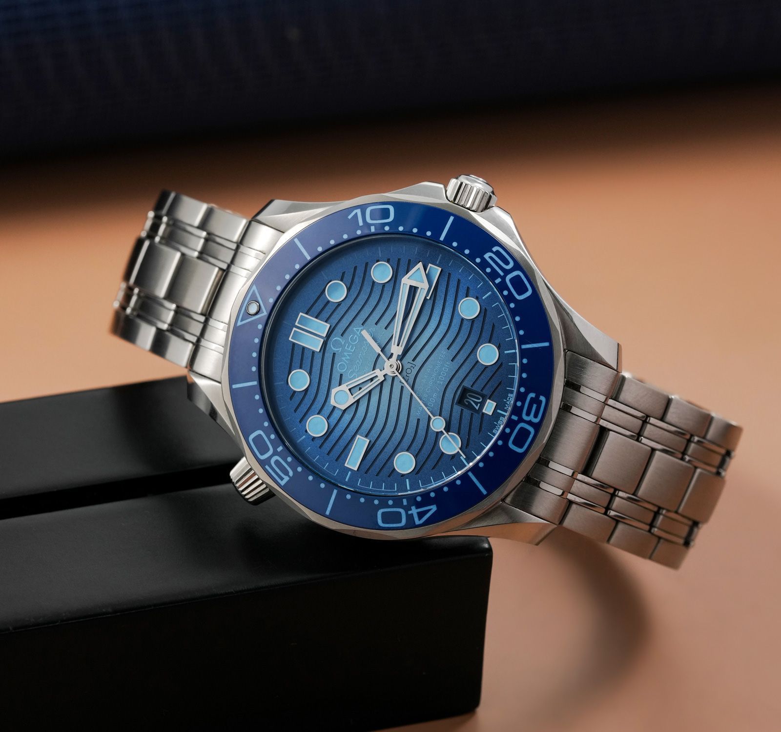 Omega 210.30.42.20.03.003