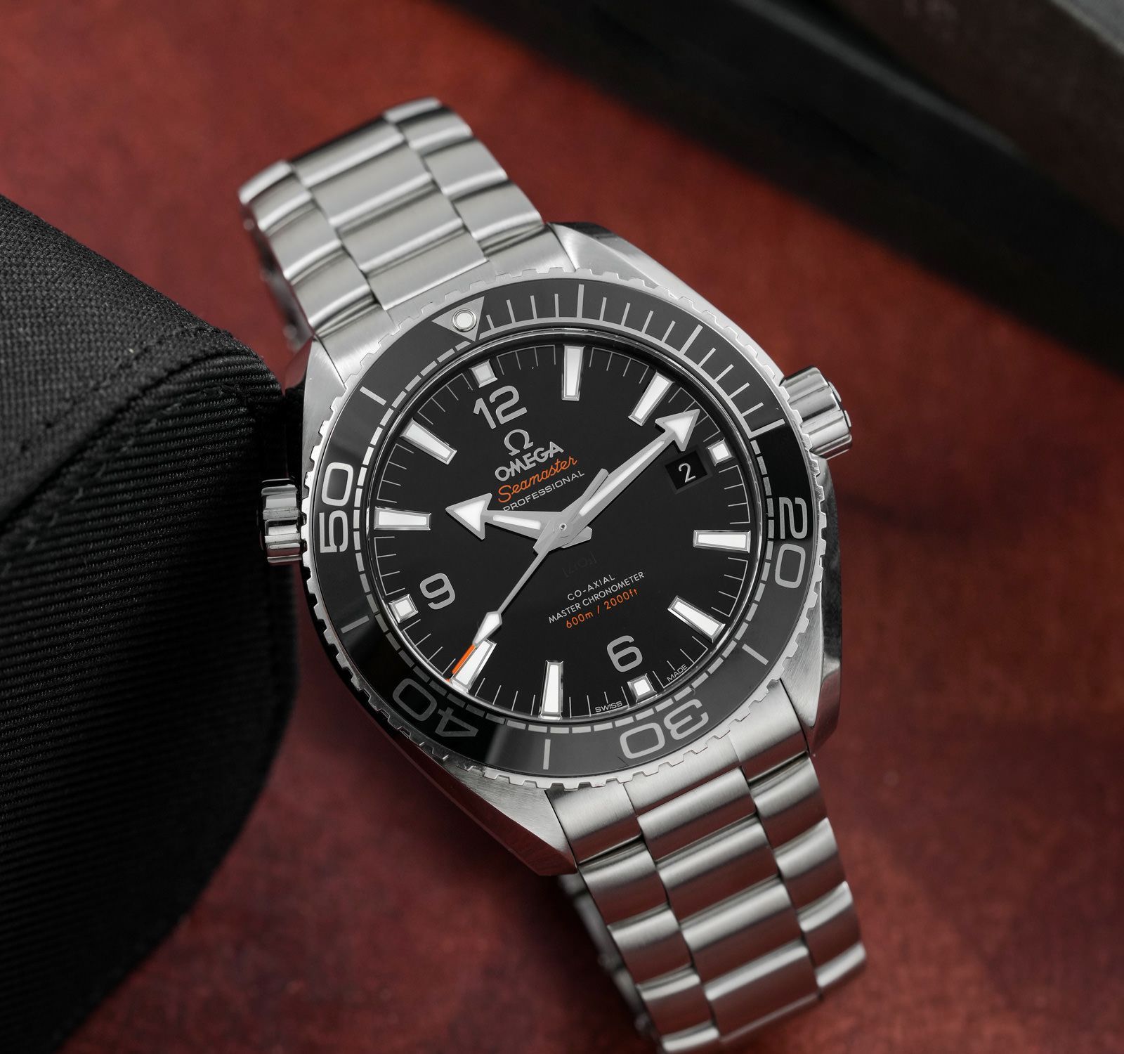 Omega 215.30.44.21.01.001