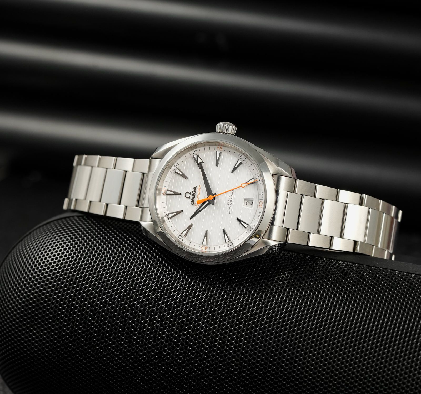 Omega 220.10.41.21.02.001