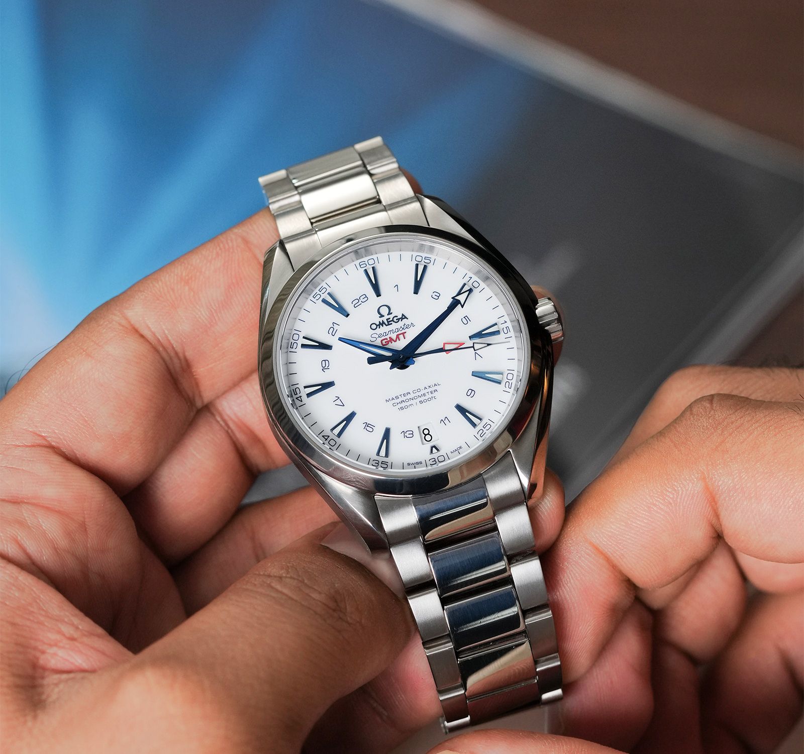 Pre-Owned Omega Seamaster Men Watch in White Colour Dial