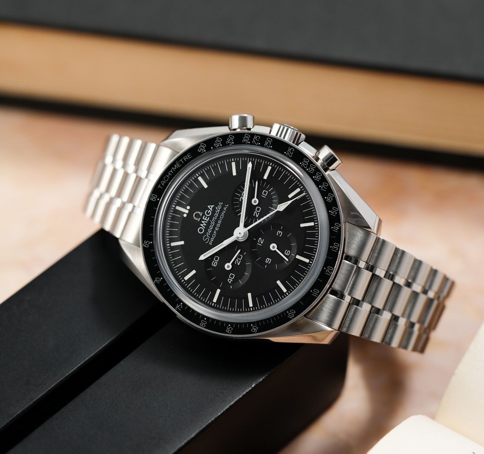 Second Hand Omega Speedmaster