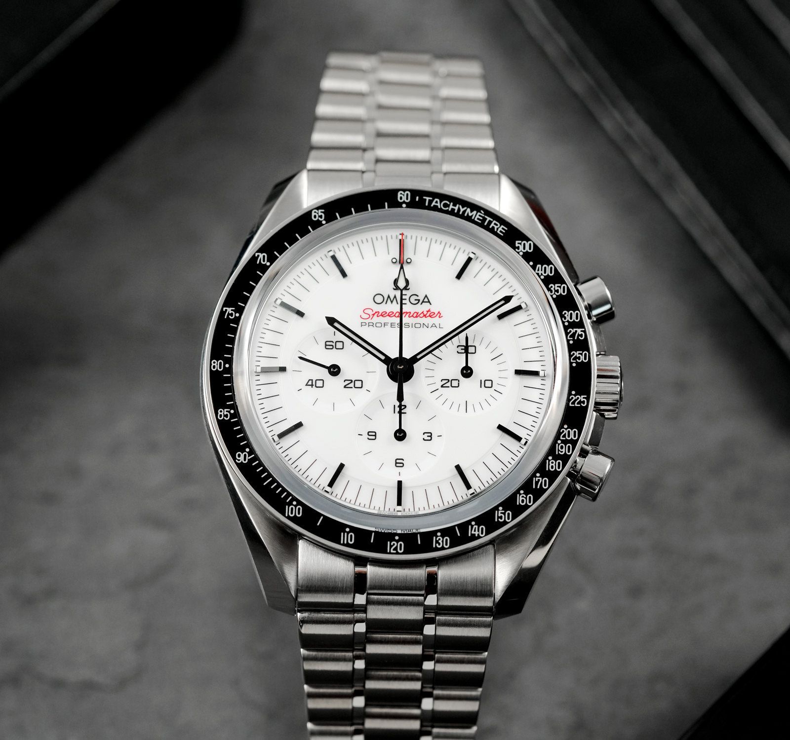 Second Hand Omega Speedmaster