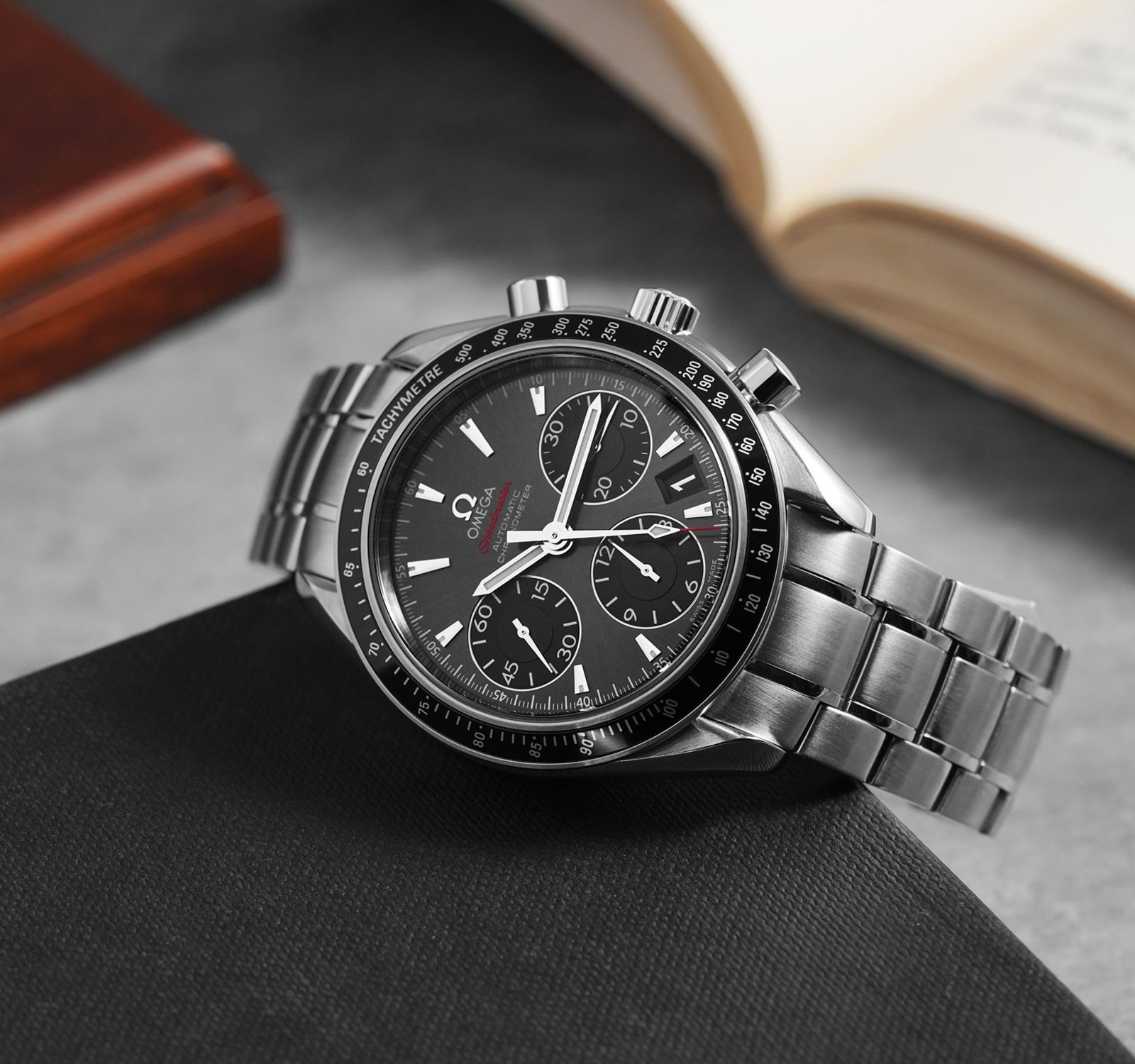 Second Hand Omega Speedmaster