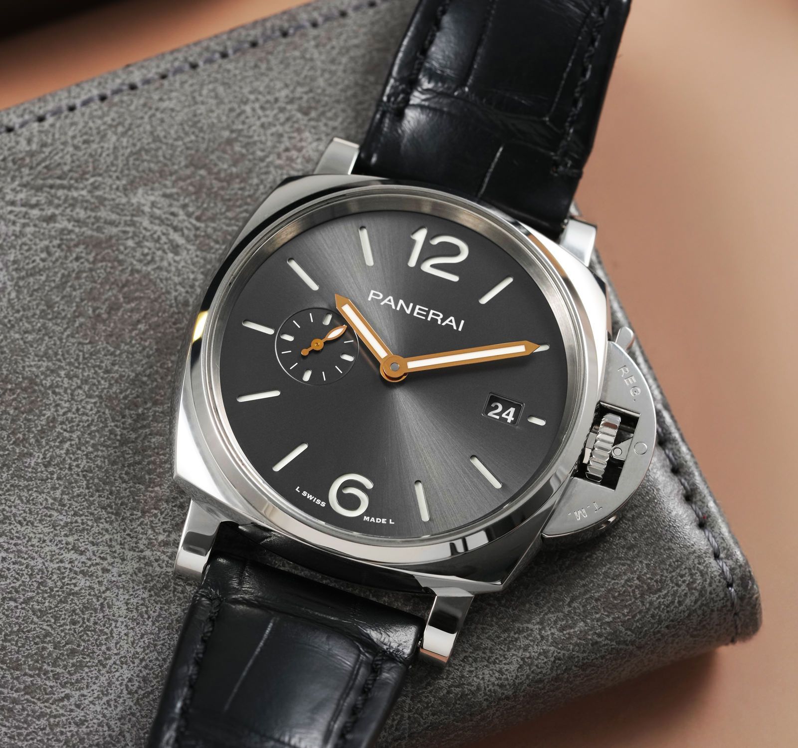Second Hand Panerai Luminor Due