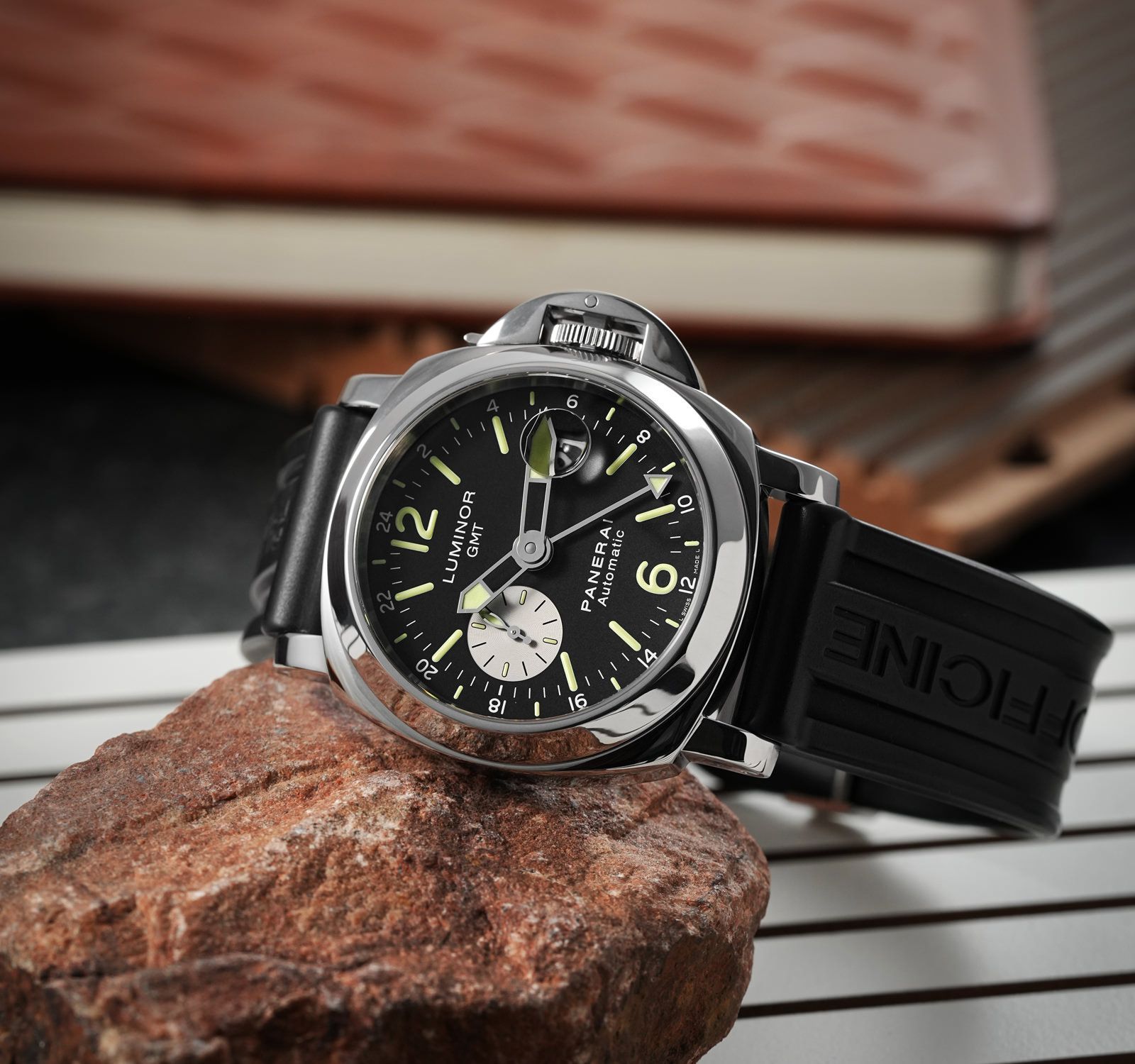 Buy Pre Owned Panerai Luminor PAM00088