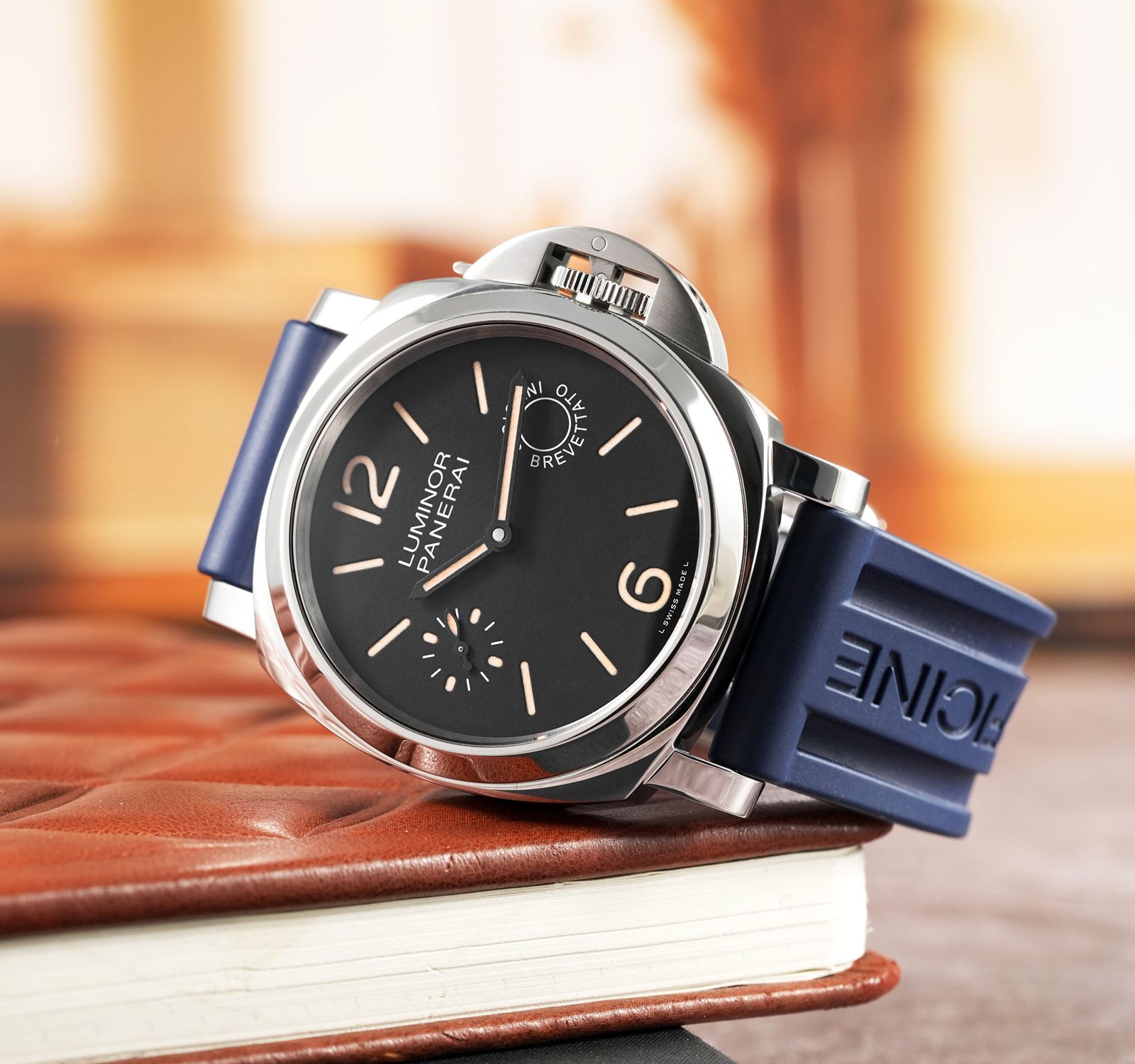 Buy Pre Owned Panerai Luminor PAM00590