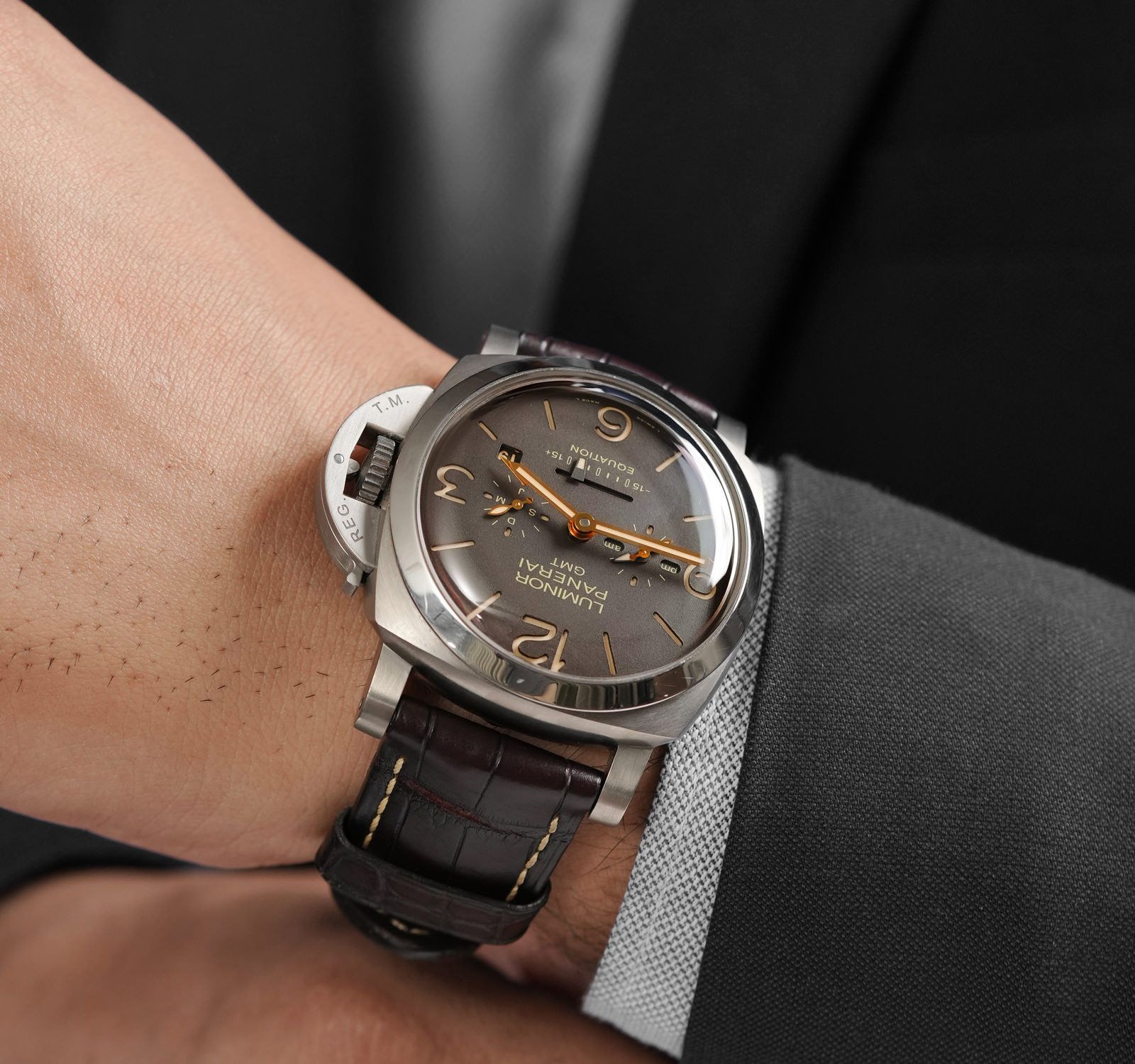 Pre-Owned Panerai Luminor Price