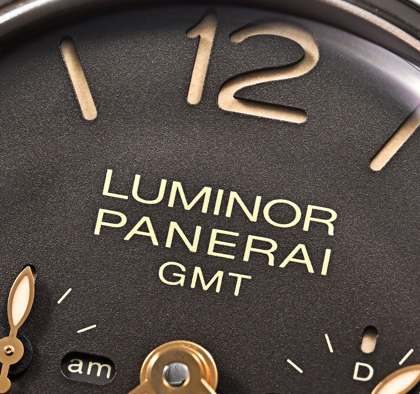 Luminor PAM00656