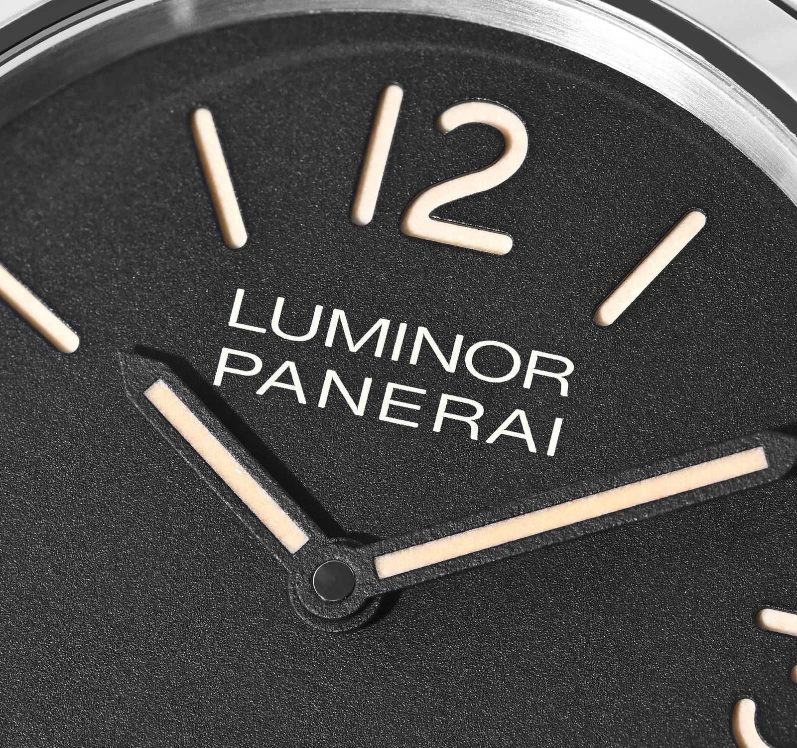 Luminor PAM00914