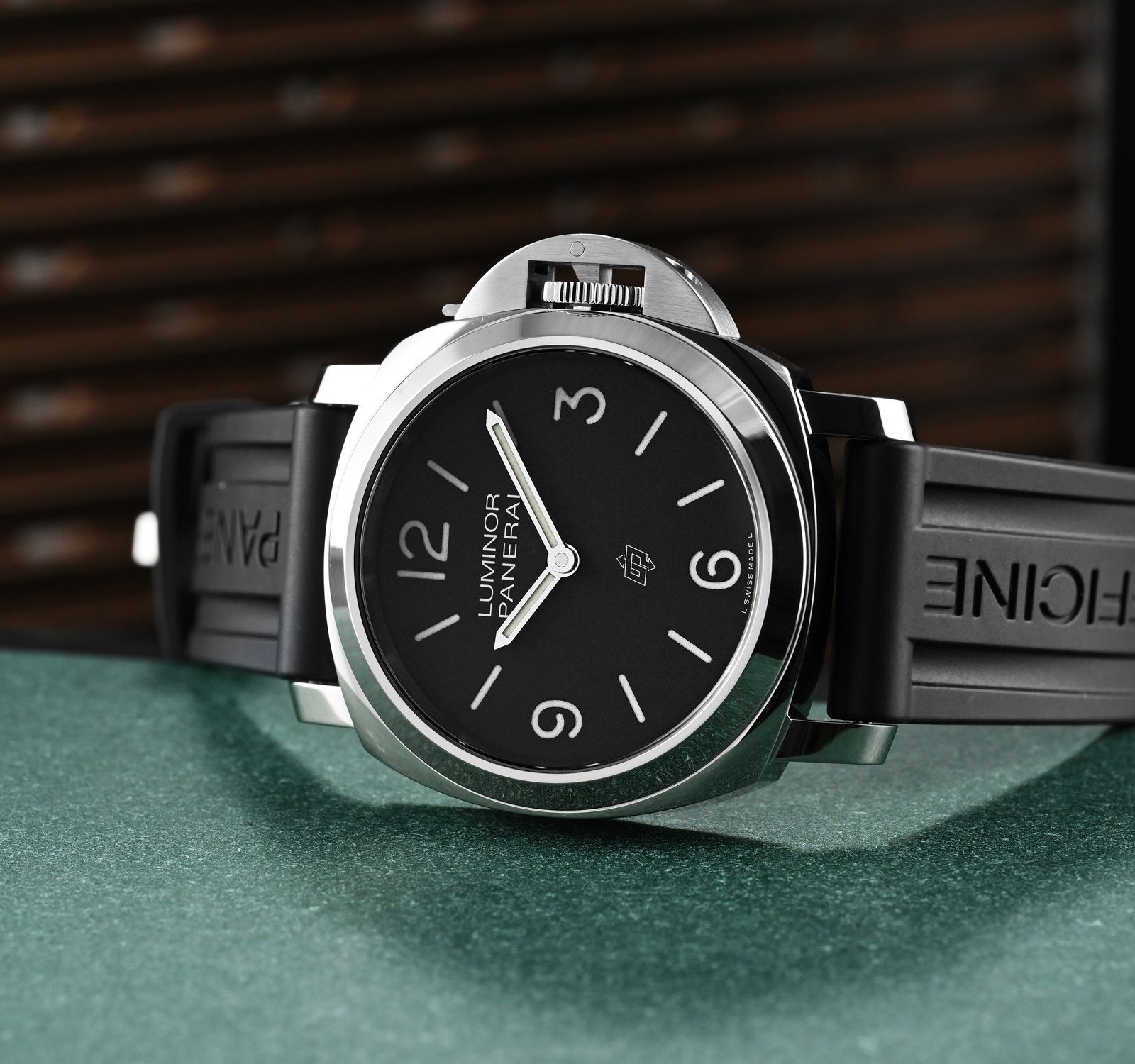 Panerai PAM01086