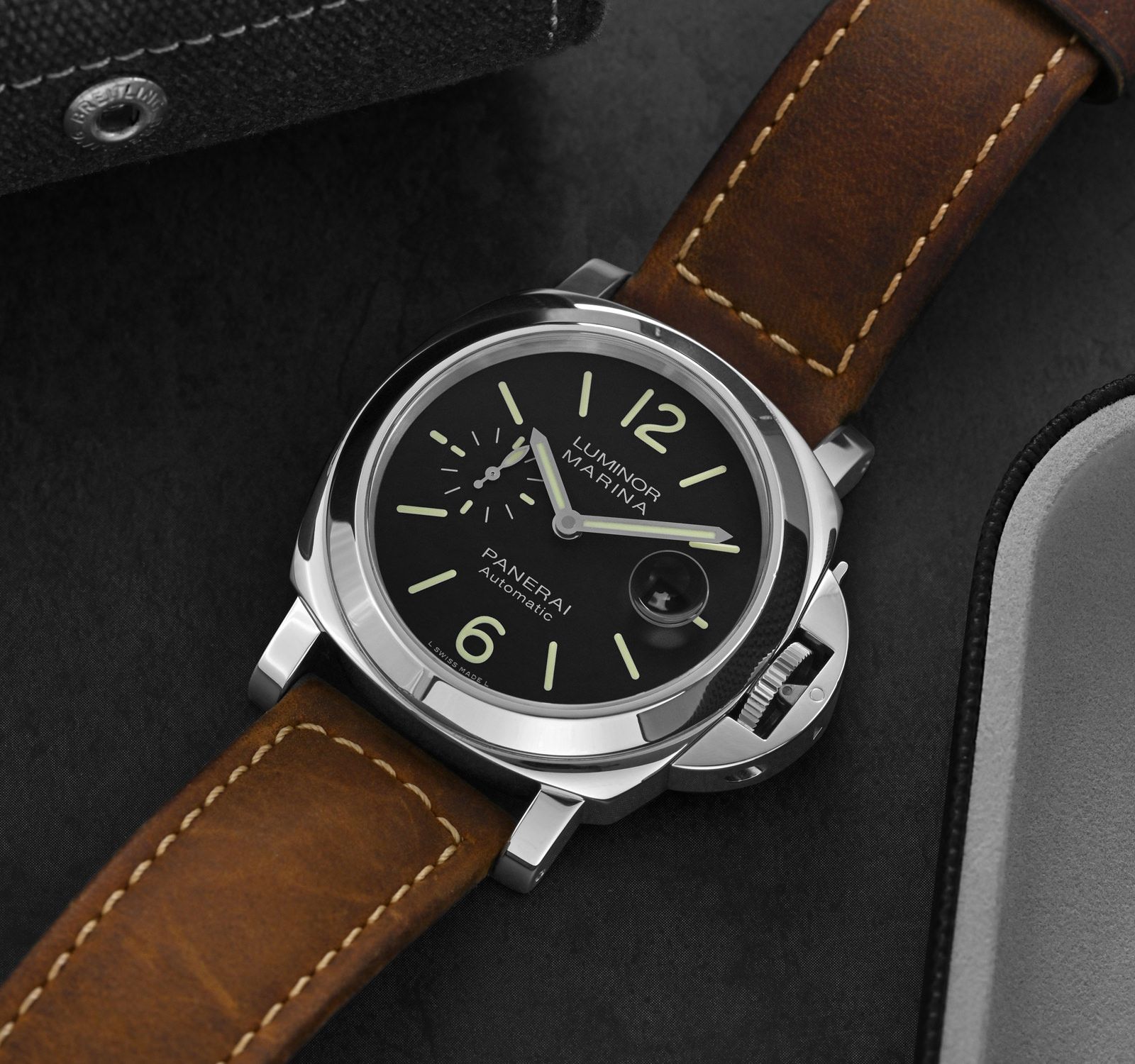 Buy Pre Owned Panerai Luminor PAM01104