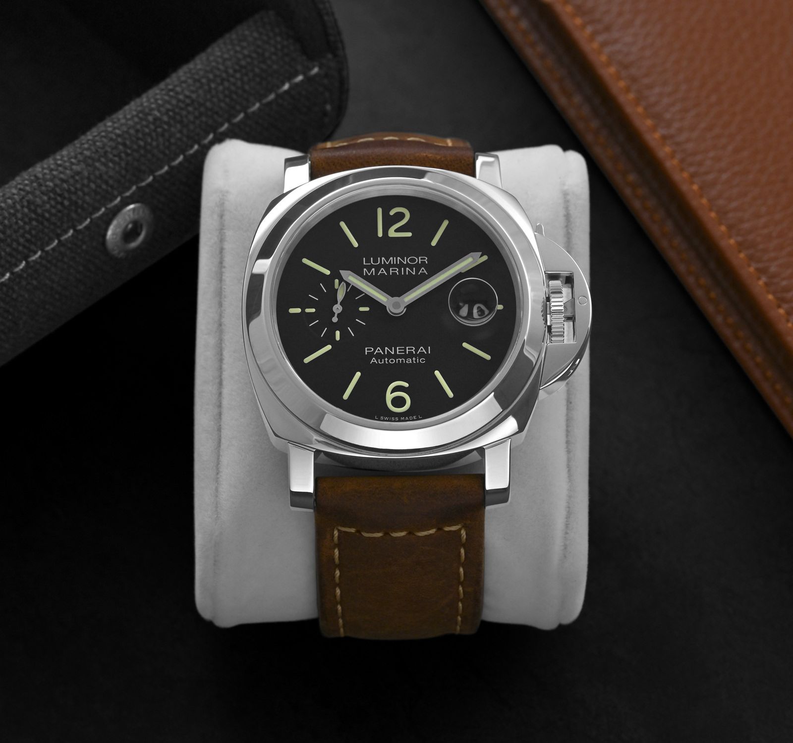 Buy Pre Owned Panerai Luminor PAM01104