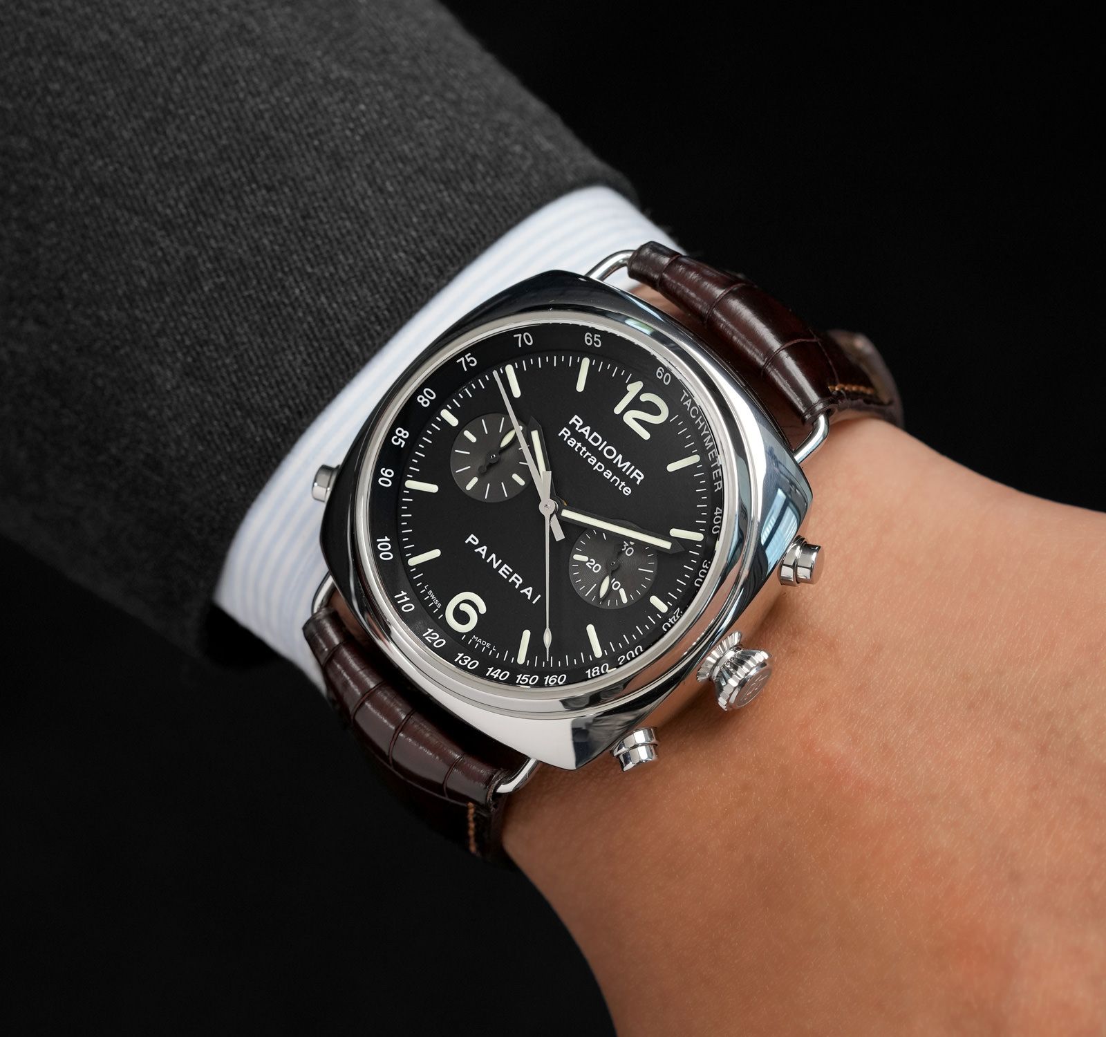 Pre-Owned Panerai Radiomir Men Watch in Black Colour Dial