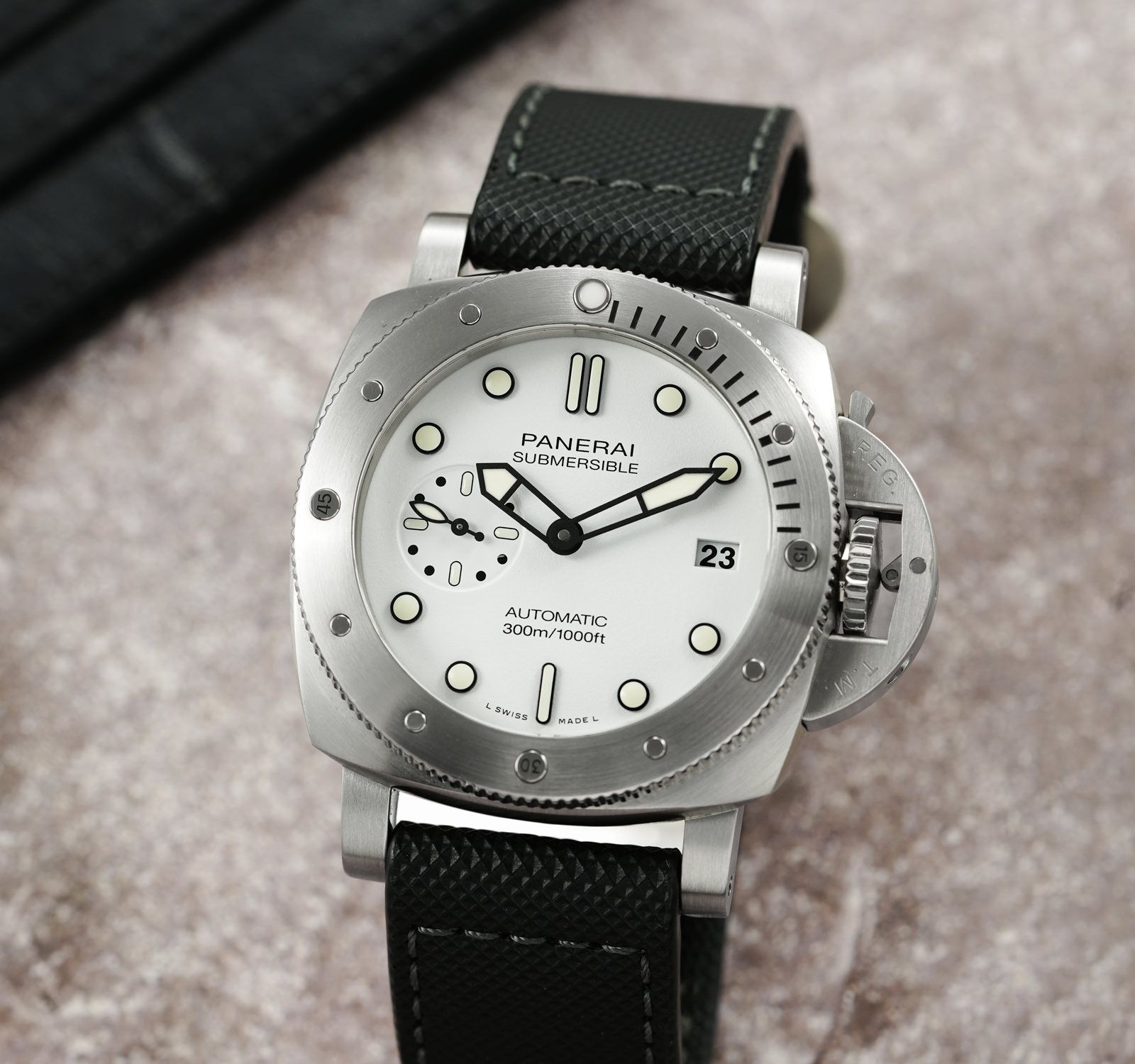 Second Hand Panerai Submersible