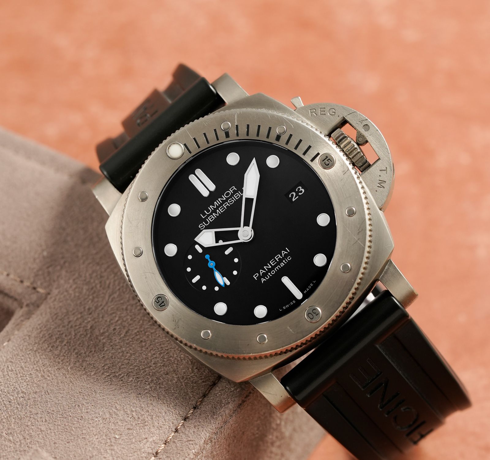 Second Hand Panerai Submersible