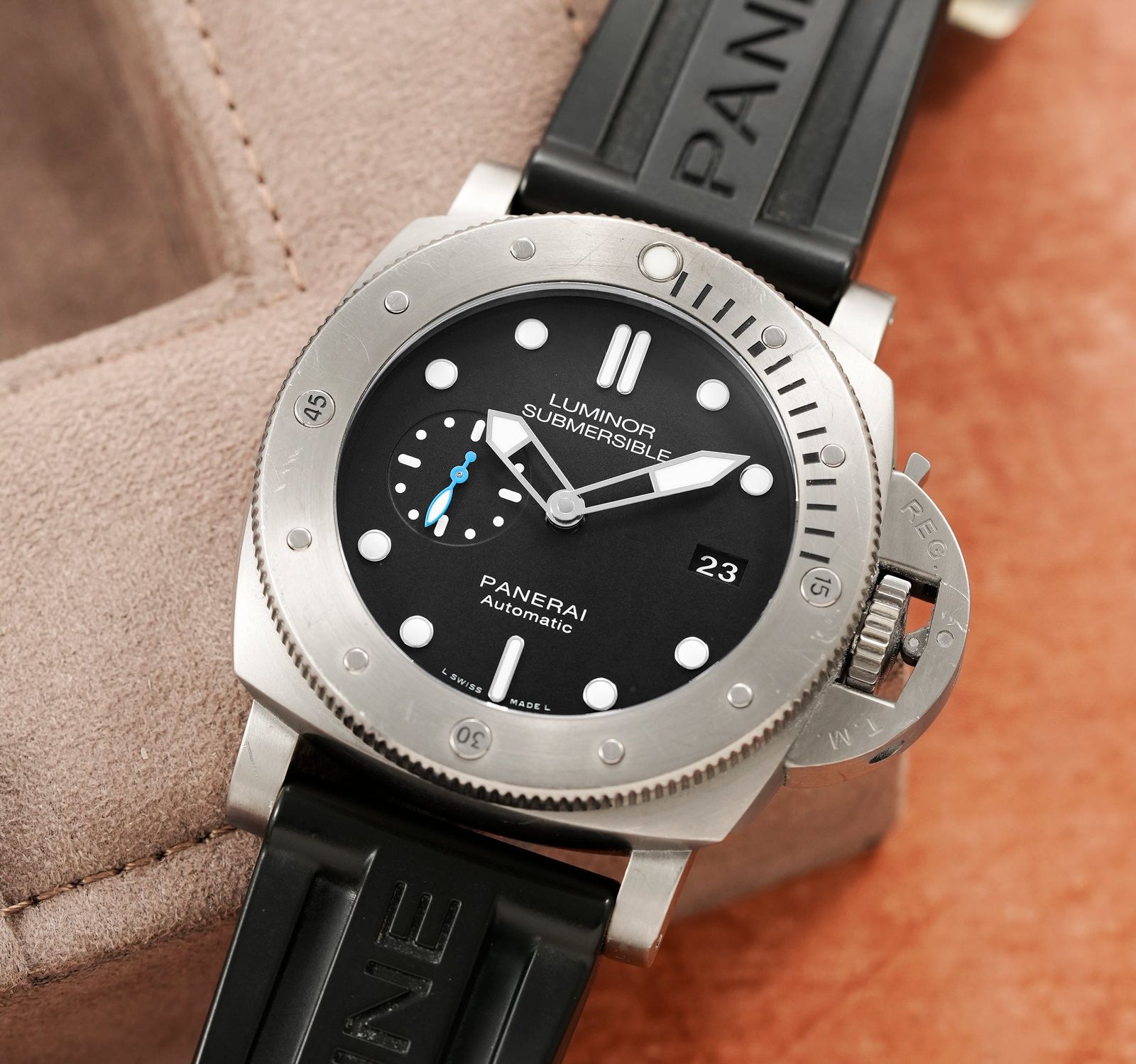 Panerai PAM01305