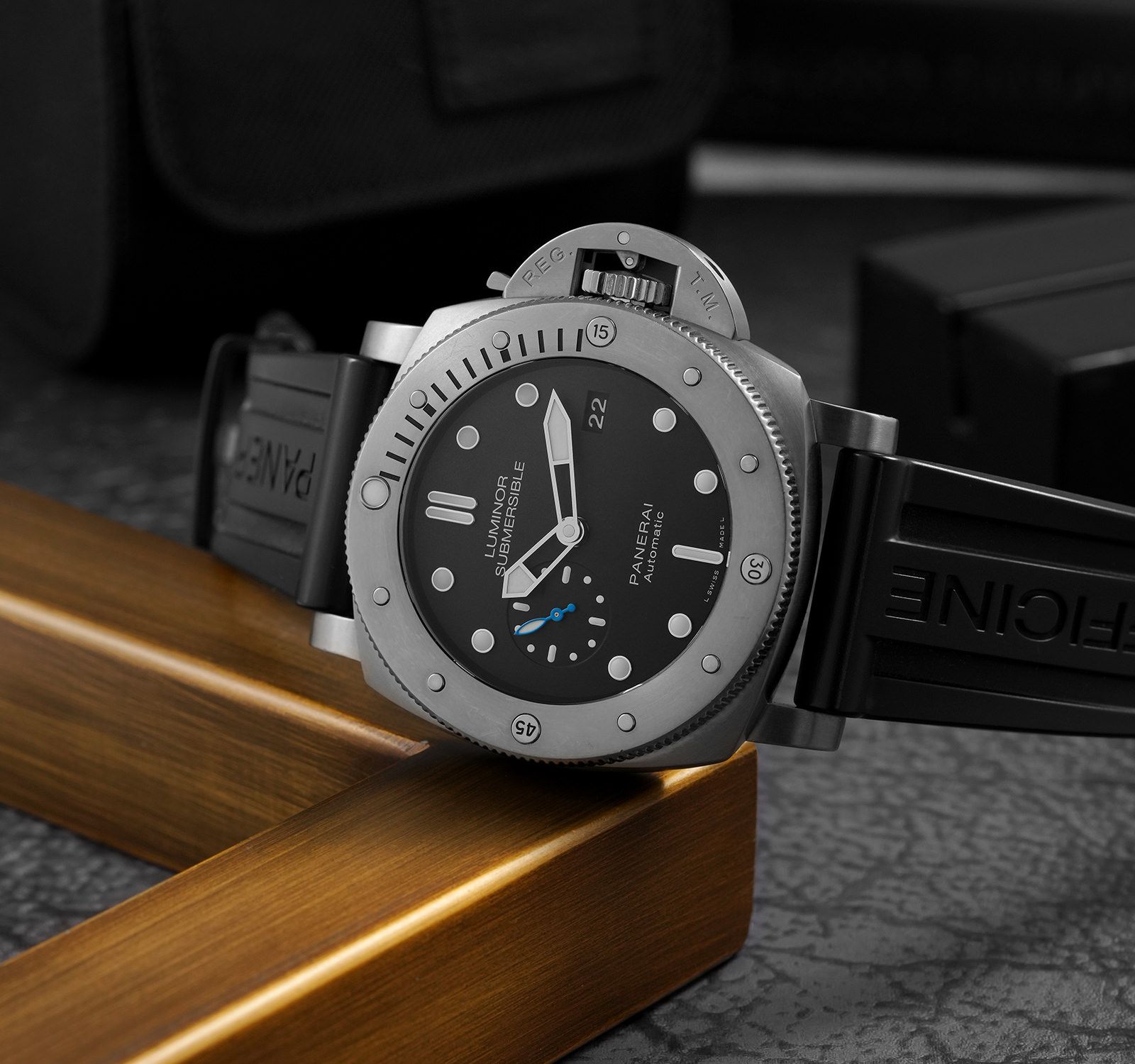 Panerai PAM01305