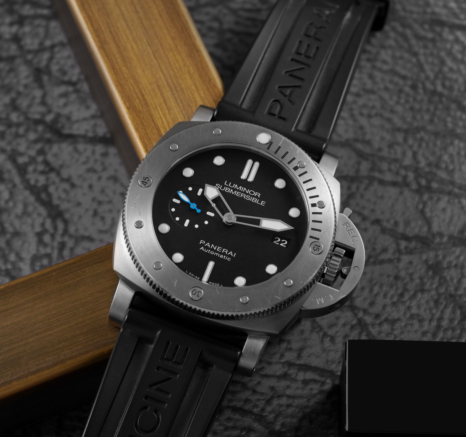 Second Hand Panerai Submersible