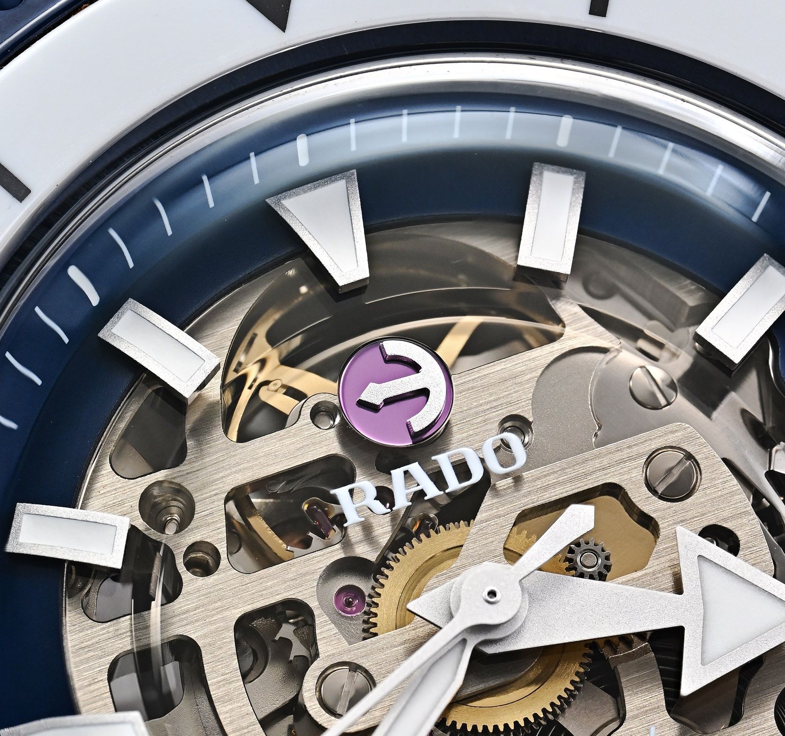 Captain Cook R32153208