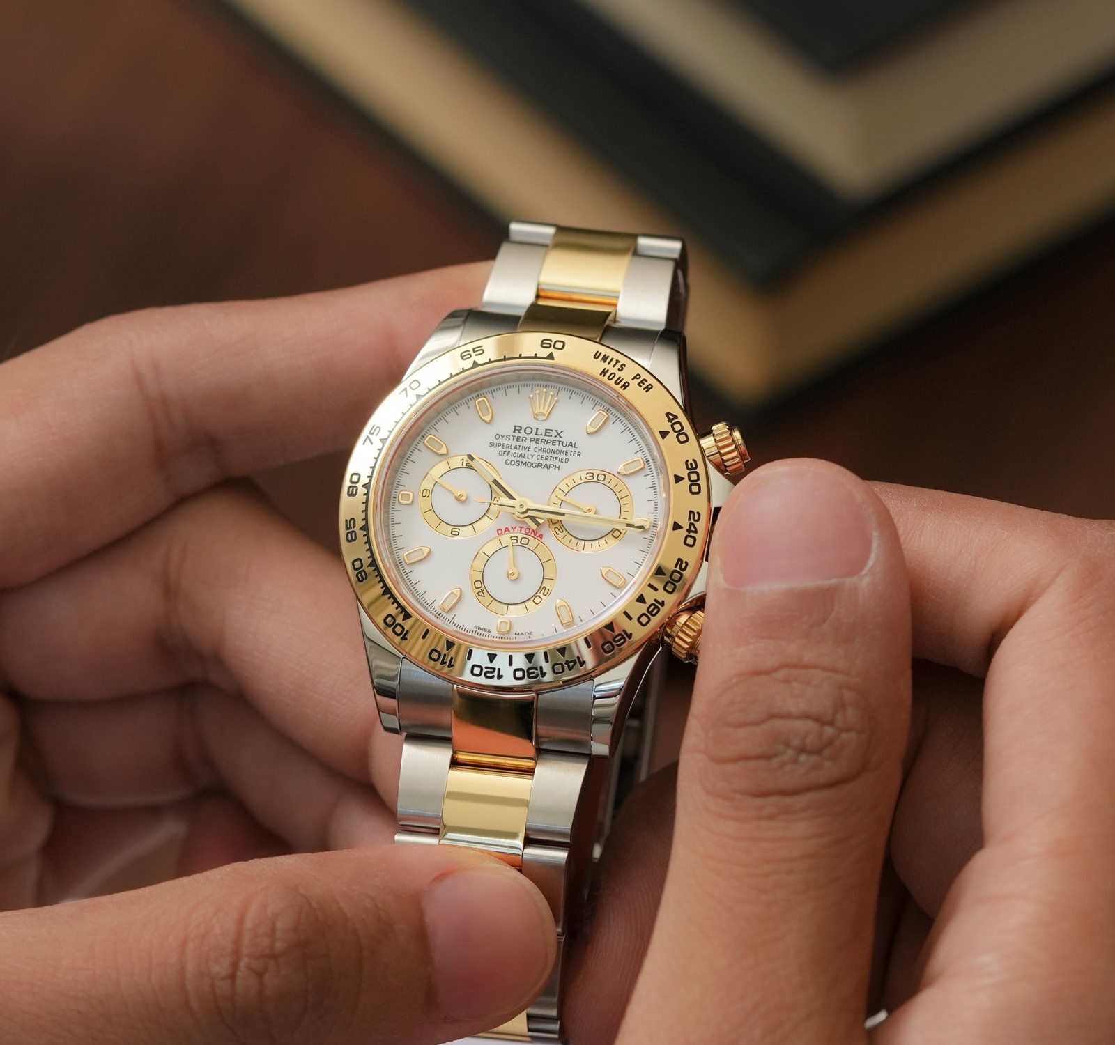 Pre Owned Rolex Cosmograph Daytona Men Watch in White Colour Dial