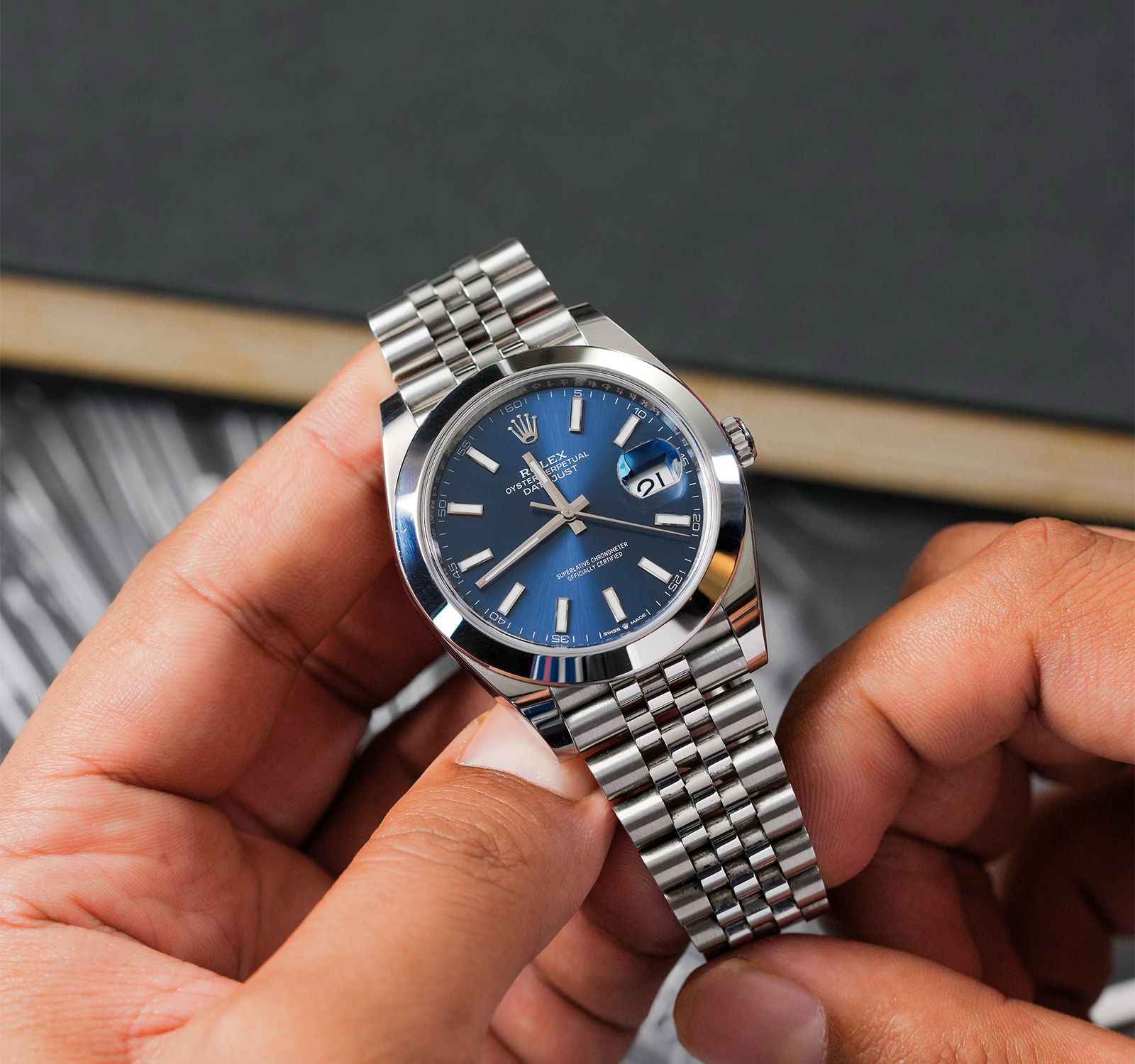 Smooth Bezel Rolex Datejust 41mm Jubilee 126300 Used Blue Stick