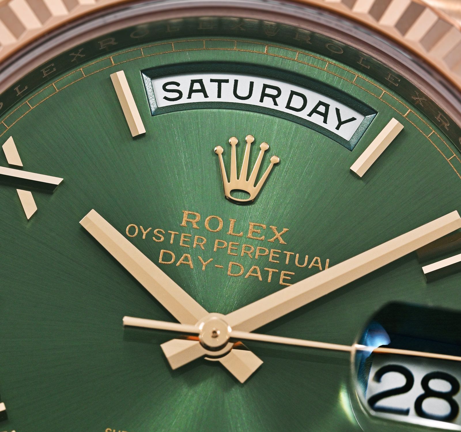 Day-Date 228235-OLIVE GREEN