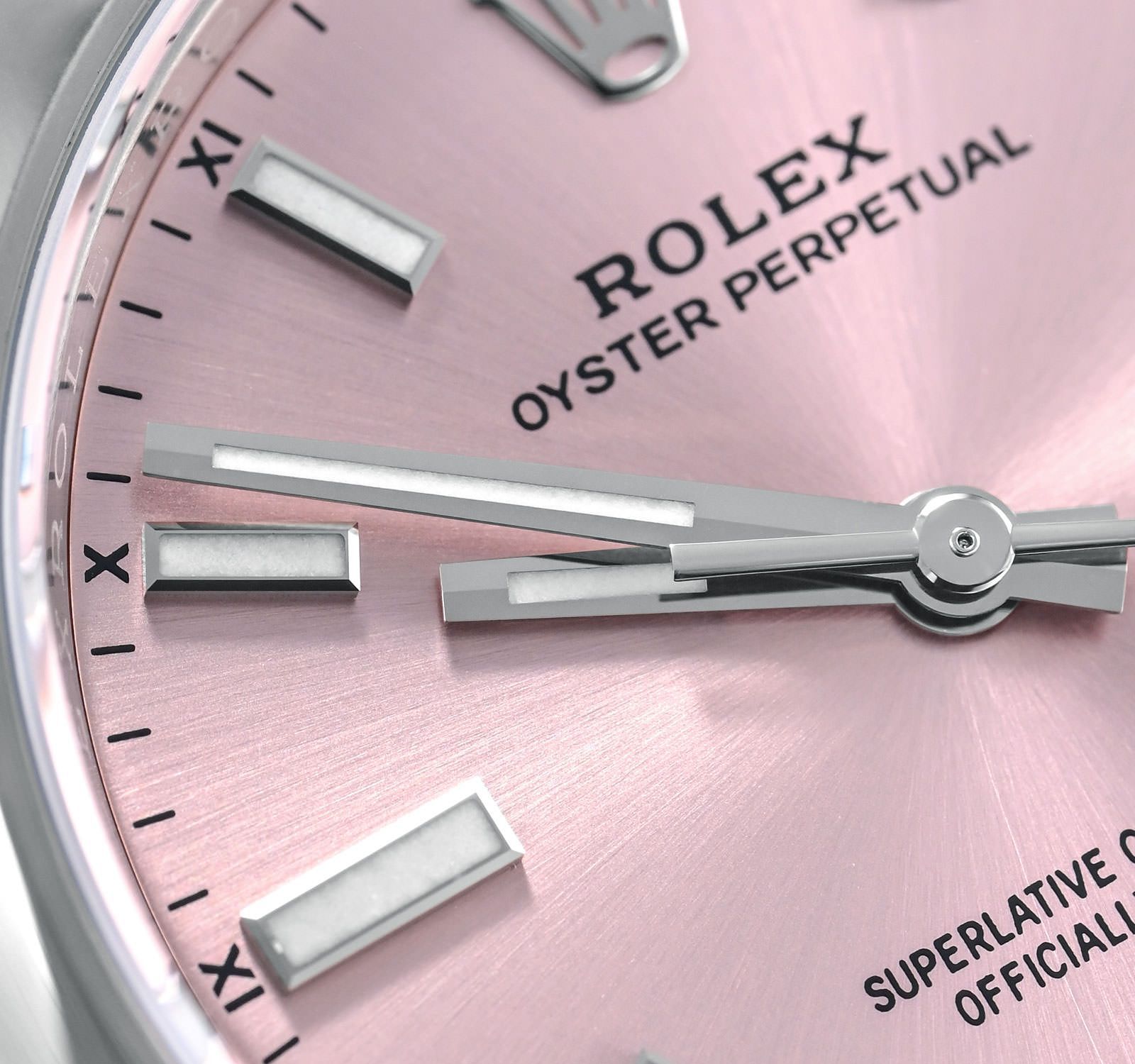 Oyster Perpetual 124200-PINKIND